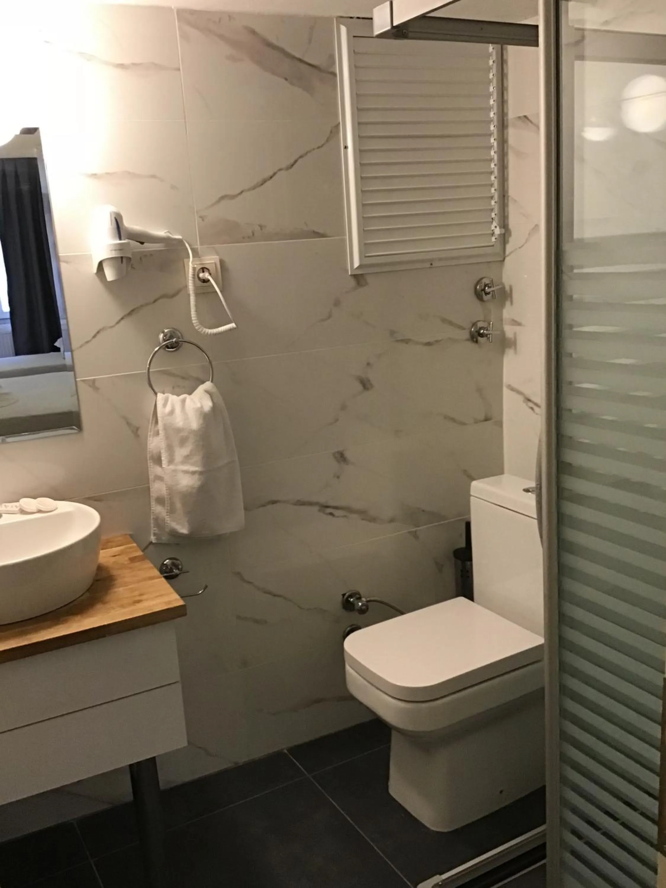 Bathroom in Hotel Balca