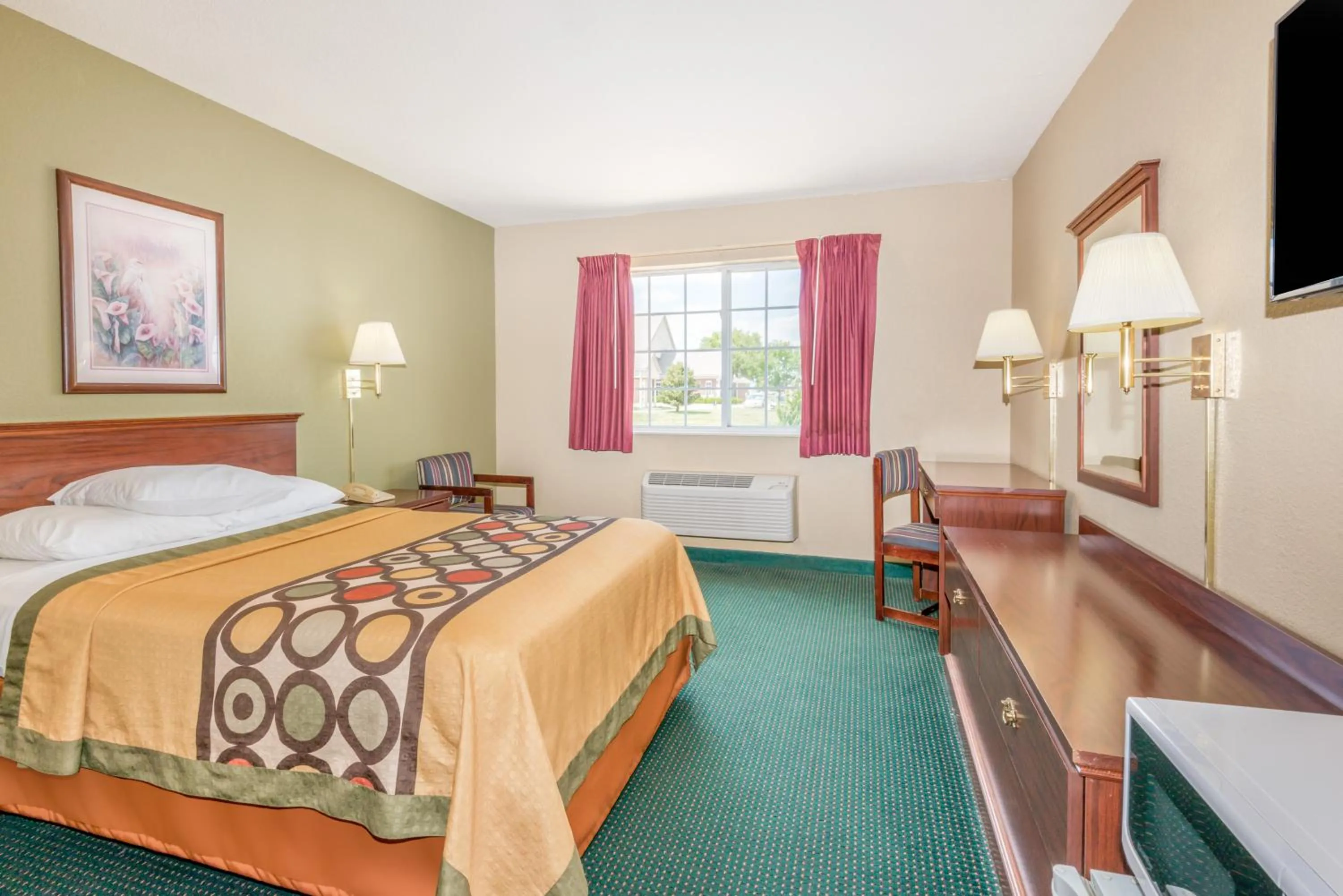 Bed in Super 8 by Wyndham Platte City Kansas City Area