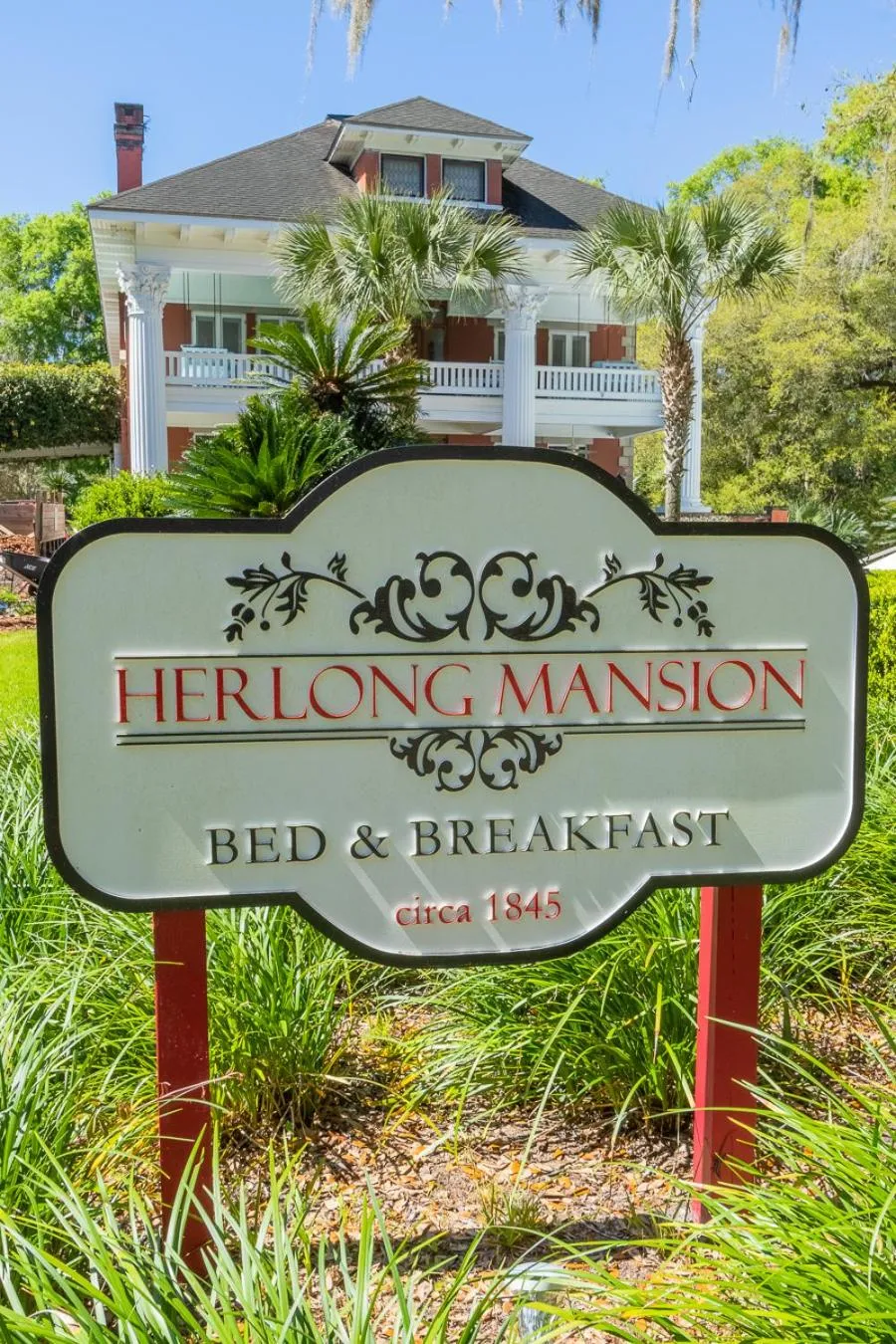 Herlong Mansion Bed & Breakfast