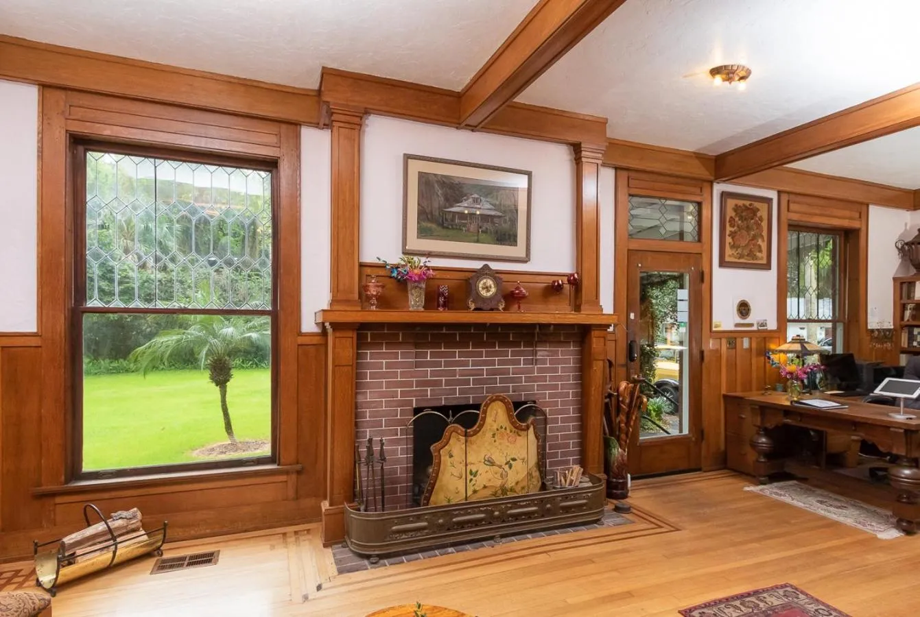 Herlong Mansion Bed & Breakfast