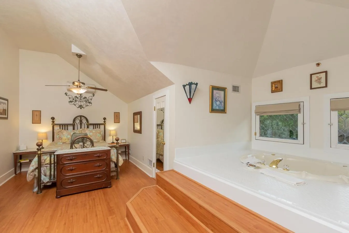 Herlong Mansion Bed & Breakfast