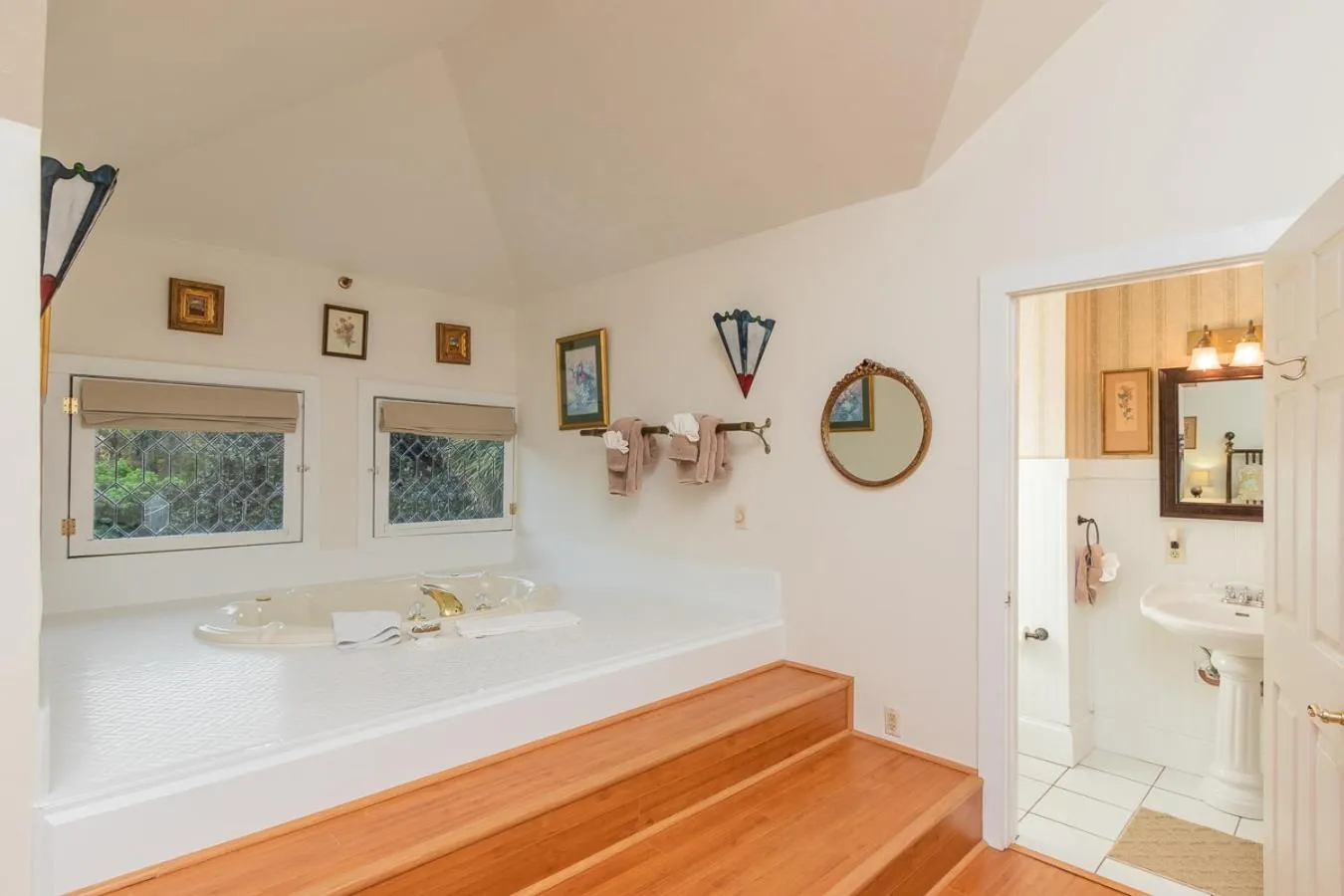 Herlong Mansion Bed & Breakfast