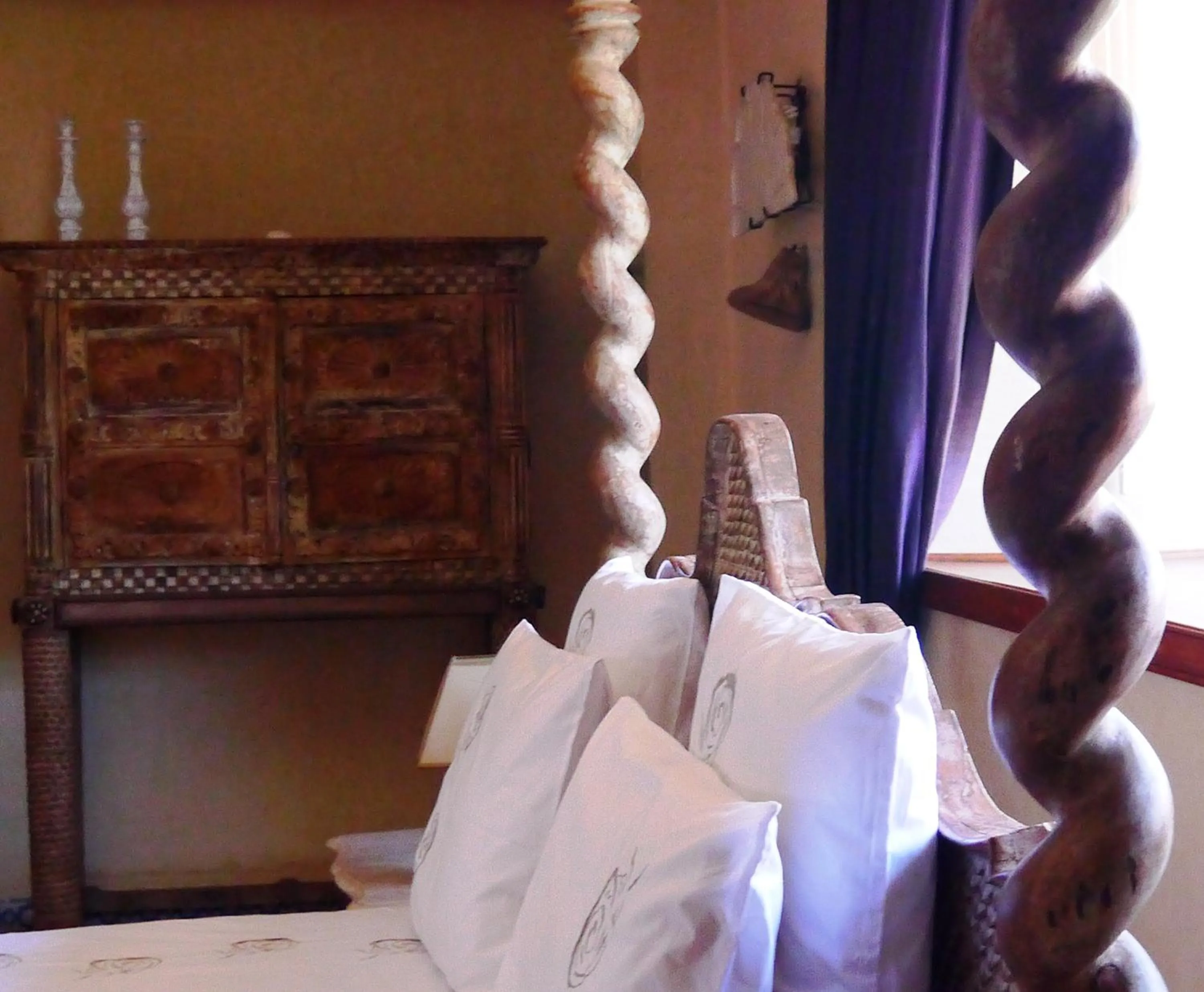 Decorative detail, Bed in Casa Taos