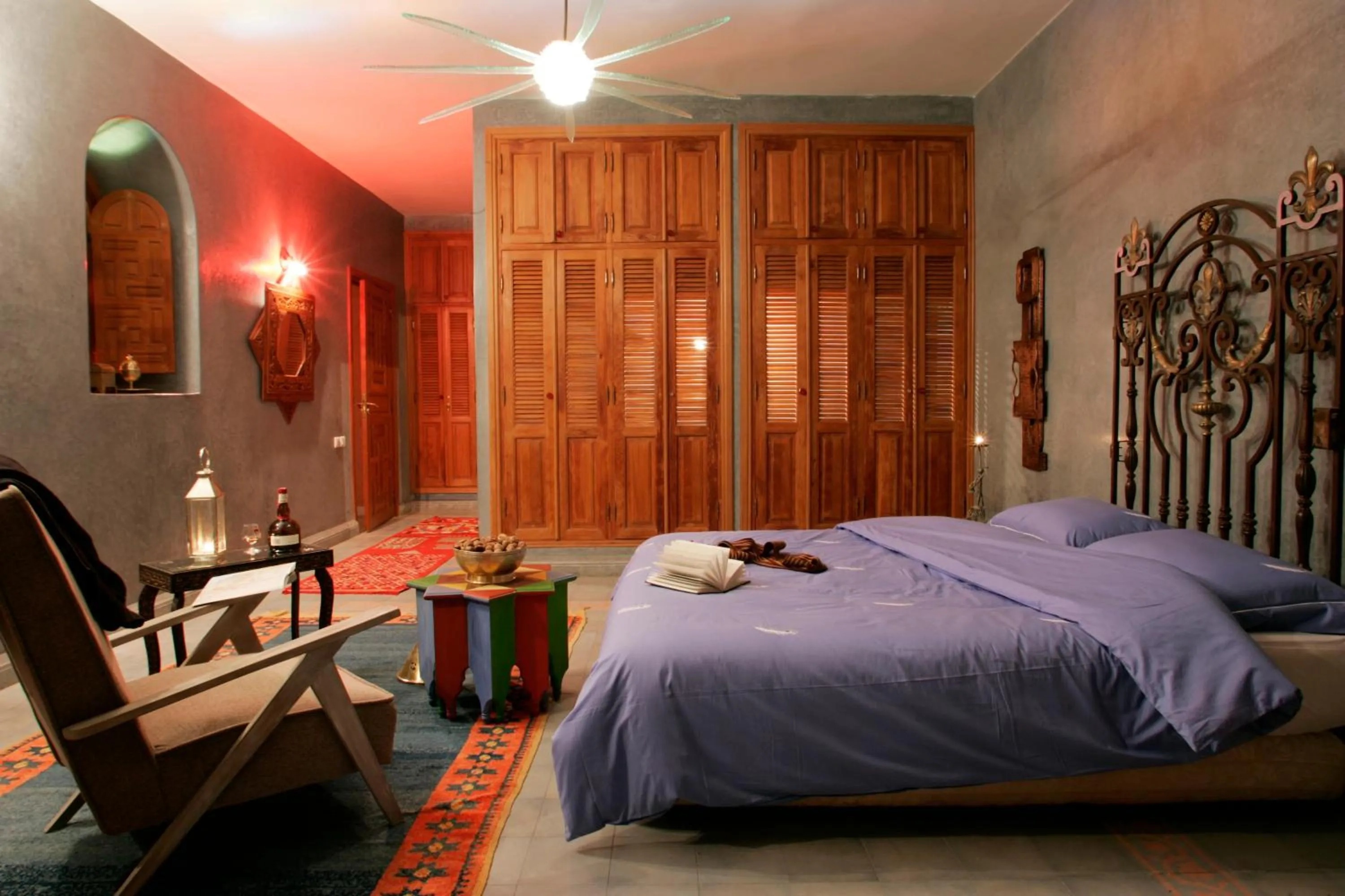 Decorative detail, Bed in Casa Taos
