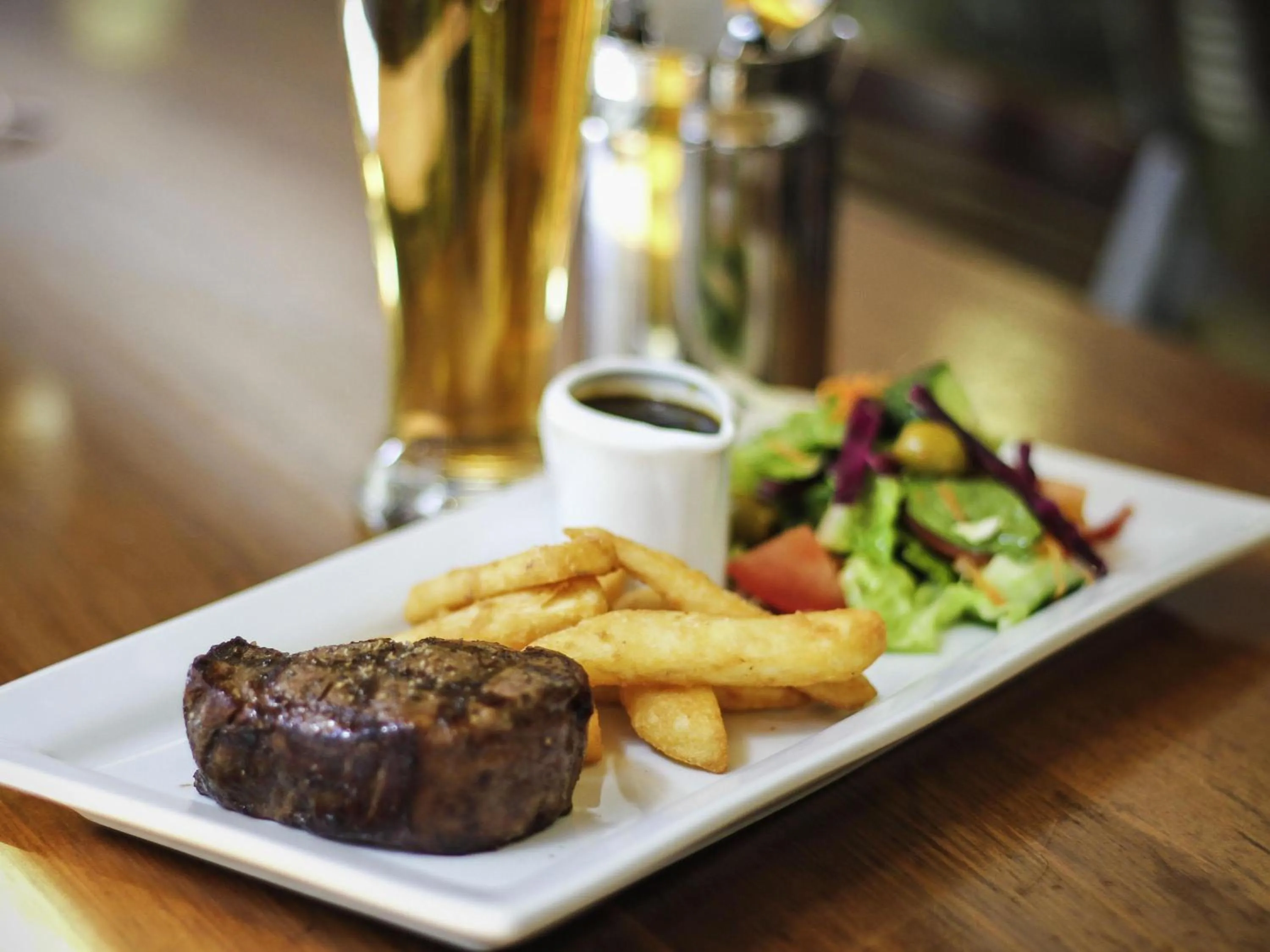 Restaurant/places to eat in ibis Wellington