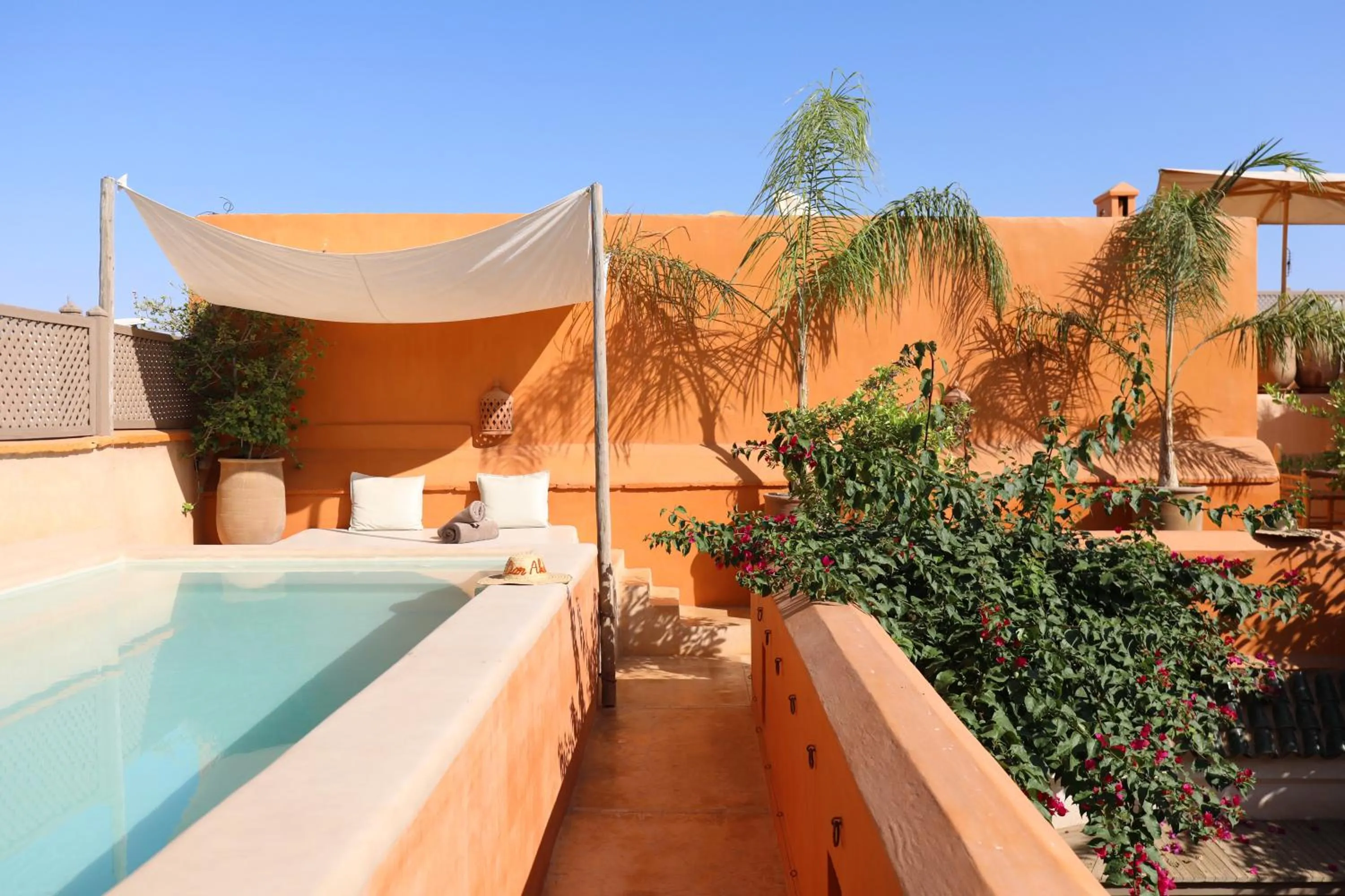 Solarium in Dar Akal