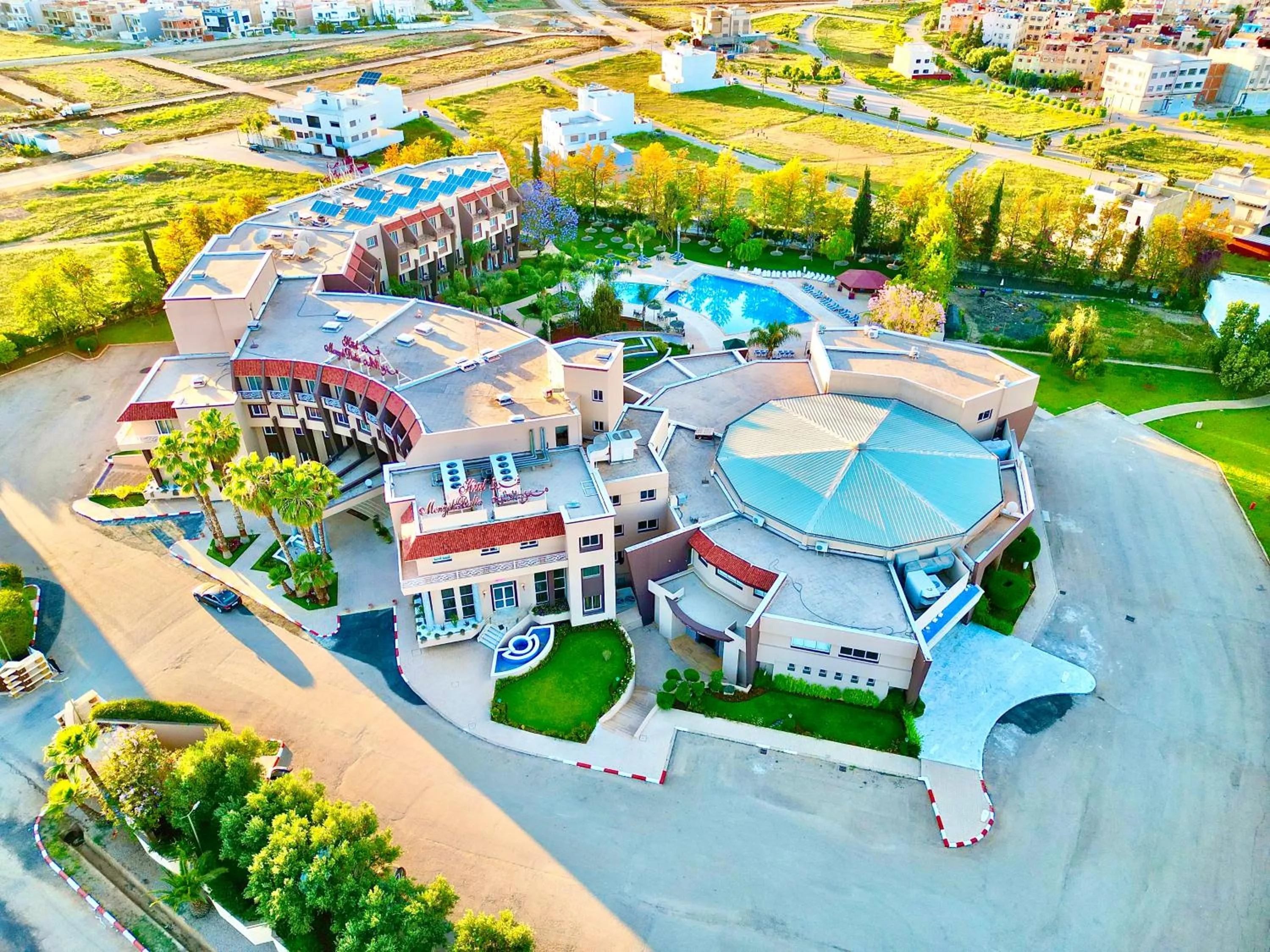 Property building in Hotel Menzeh Dalia