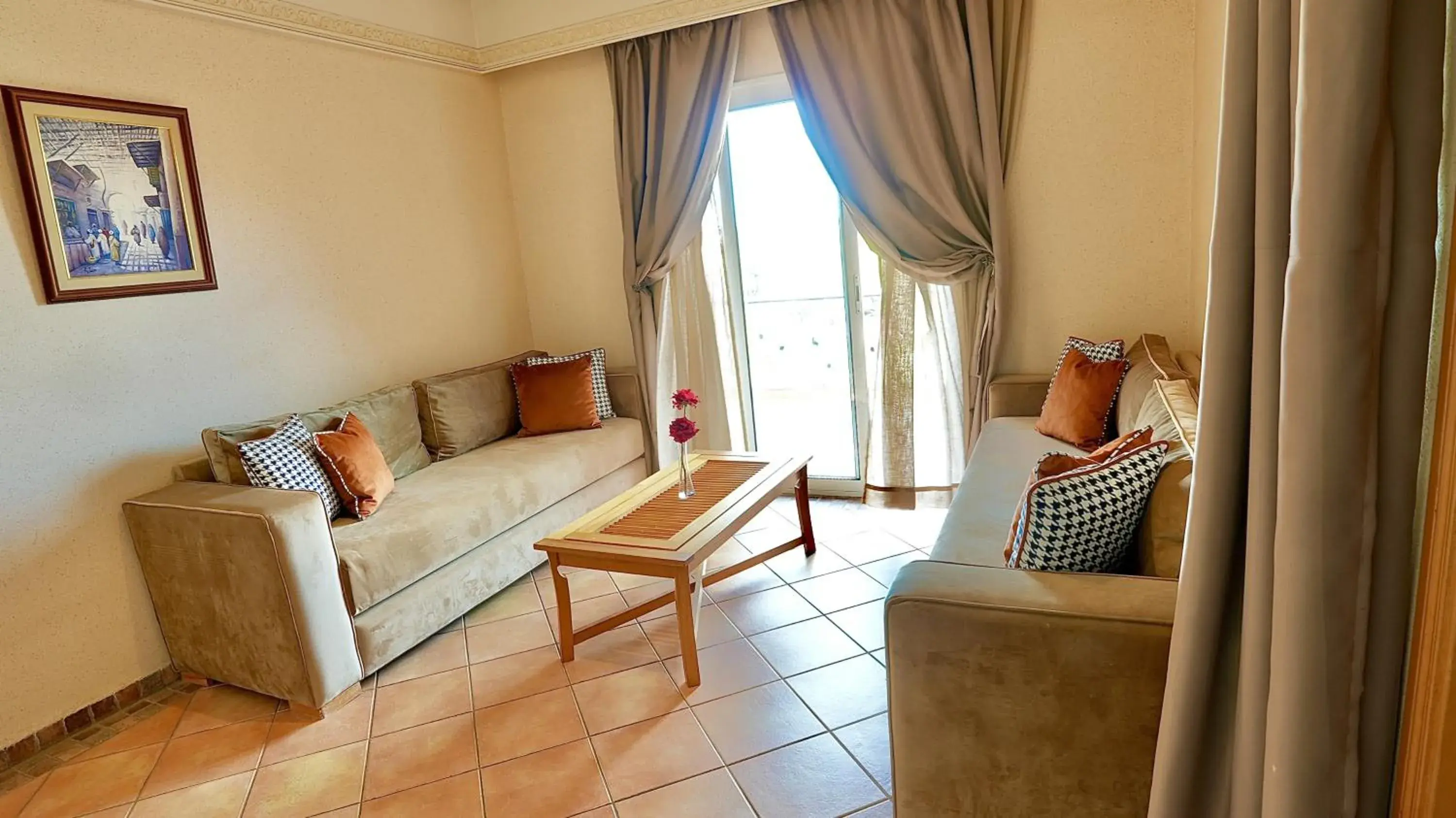 Living room in Hotel Menzeh Dalia Living room in Hotel Menzeh Dalia