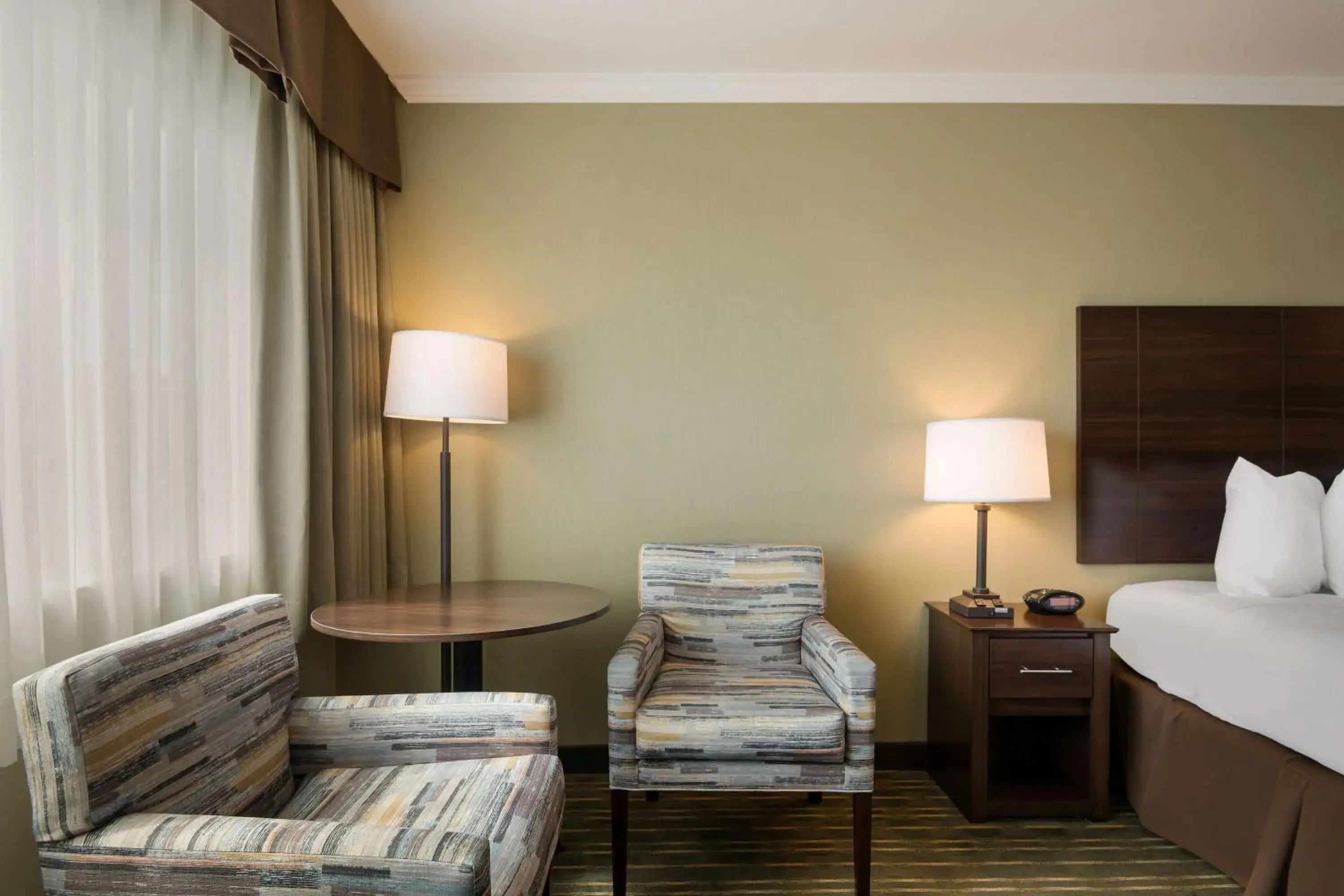 Queen Room with Two Queen Beds - Non-Smoking in Best Western Holiday Hotel Queen Room with Two Queen Beds - Non-Smoking in Best Western Holiday Hotel