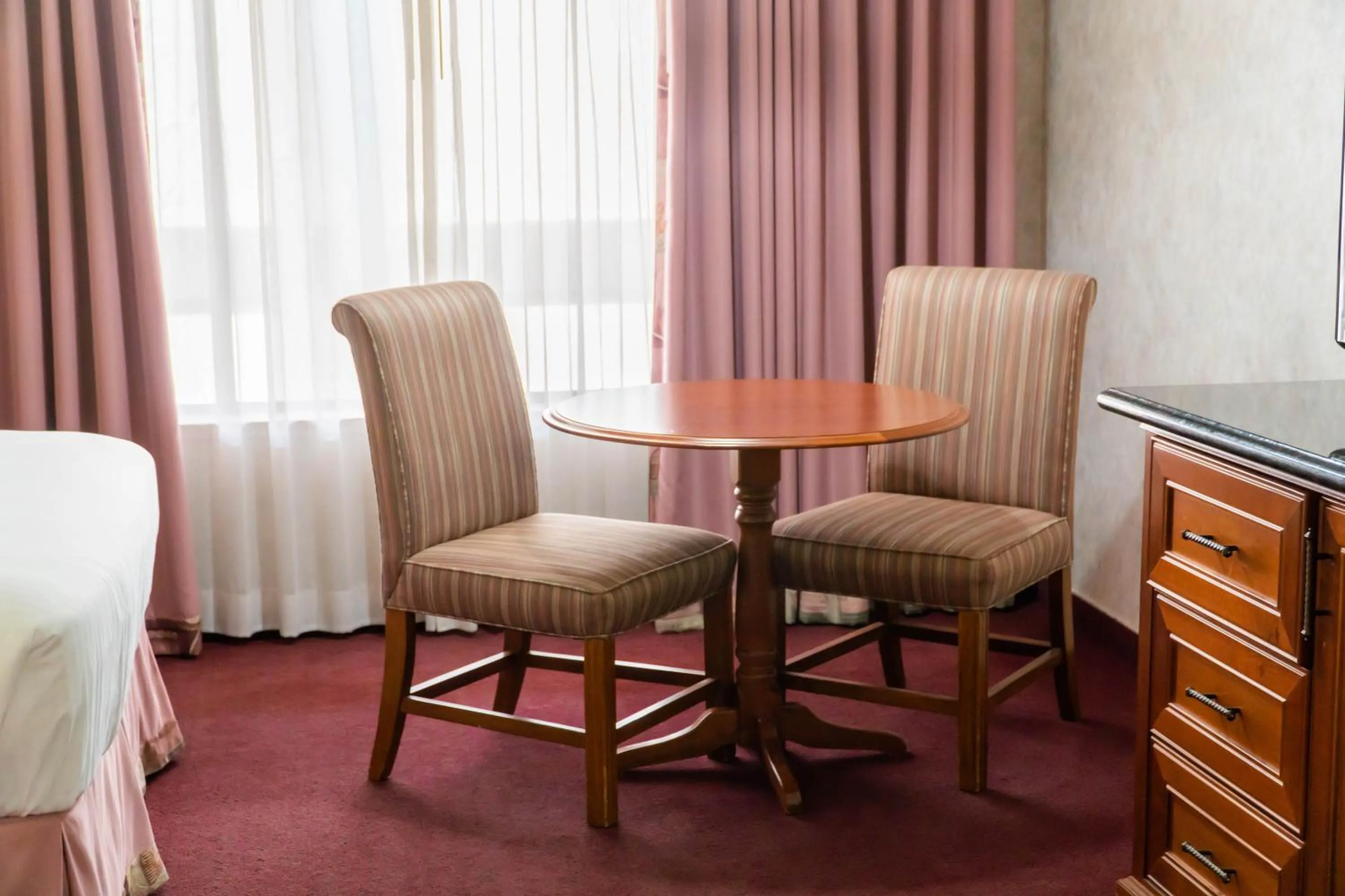Seating area in Hotel Piccadilly