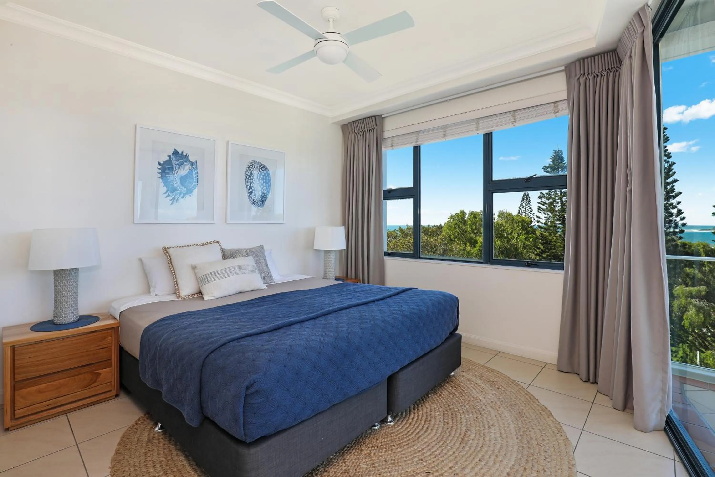 Bedroom, Bed in Santorini Twin Waters