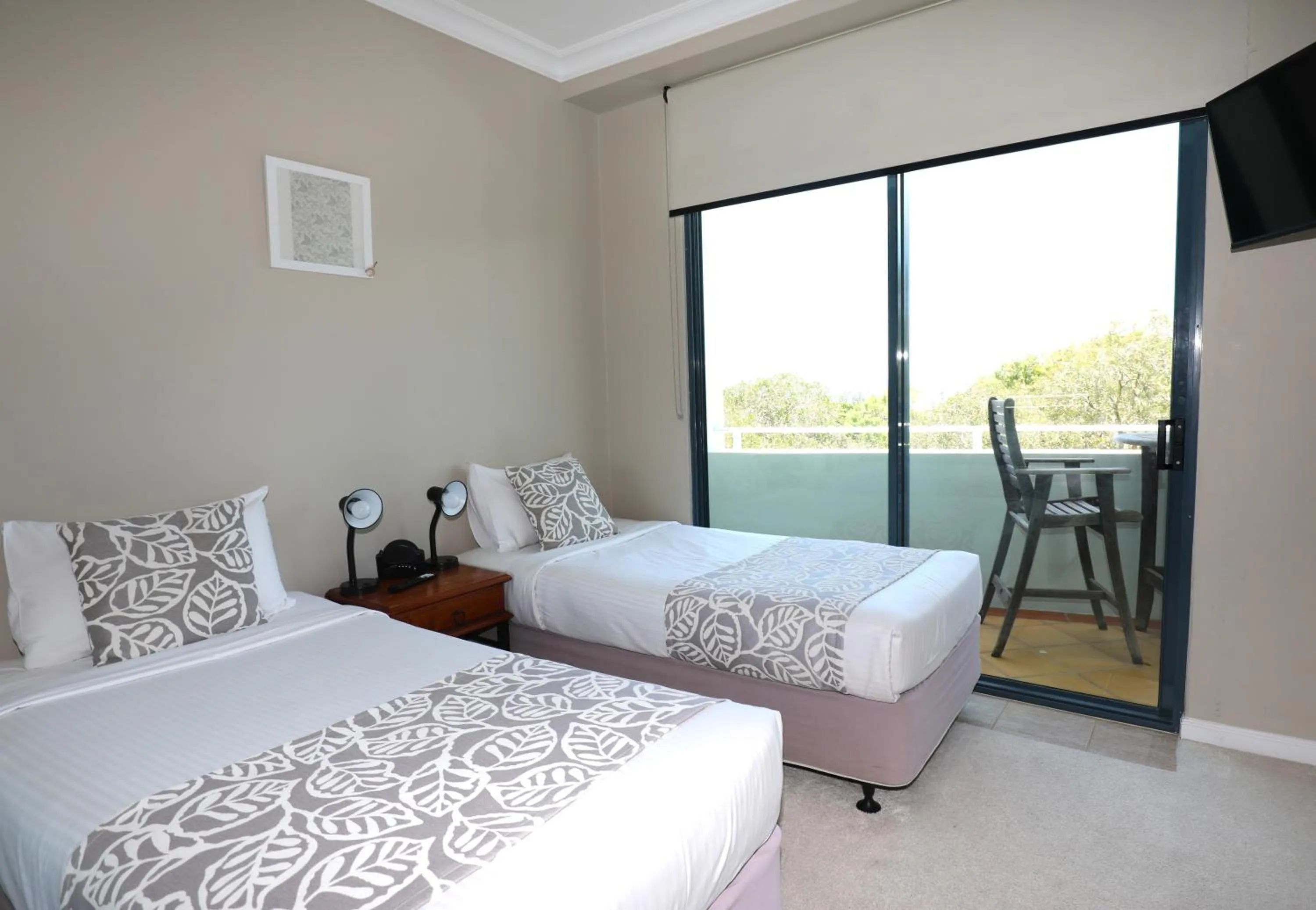 Bedroom, Bed in Santorini Twin Waters