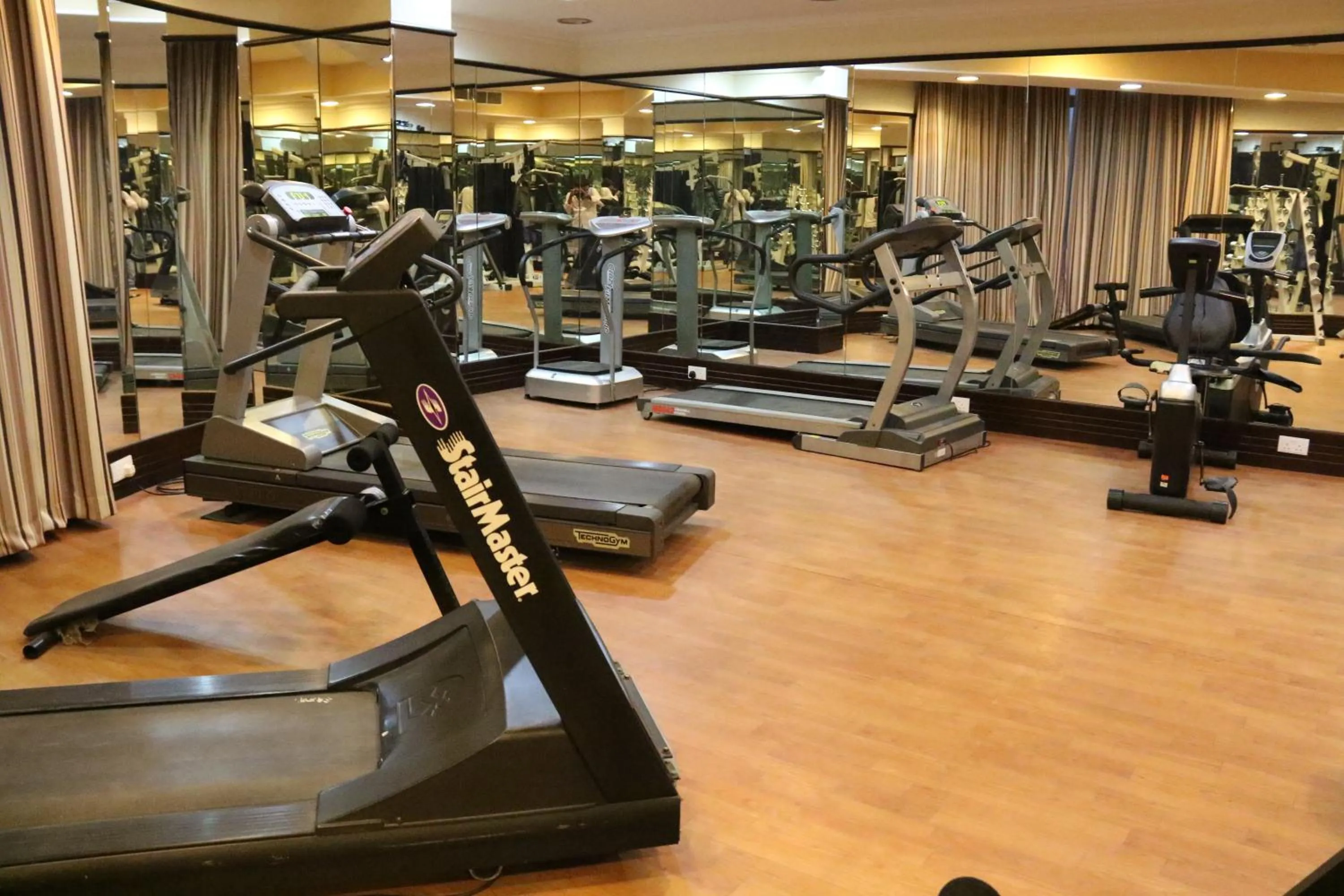 Fitness centre/facilities in Marina Tower