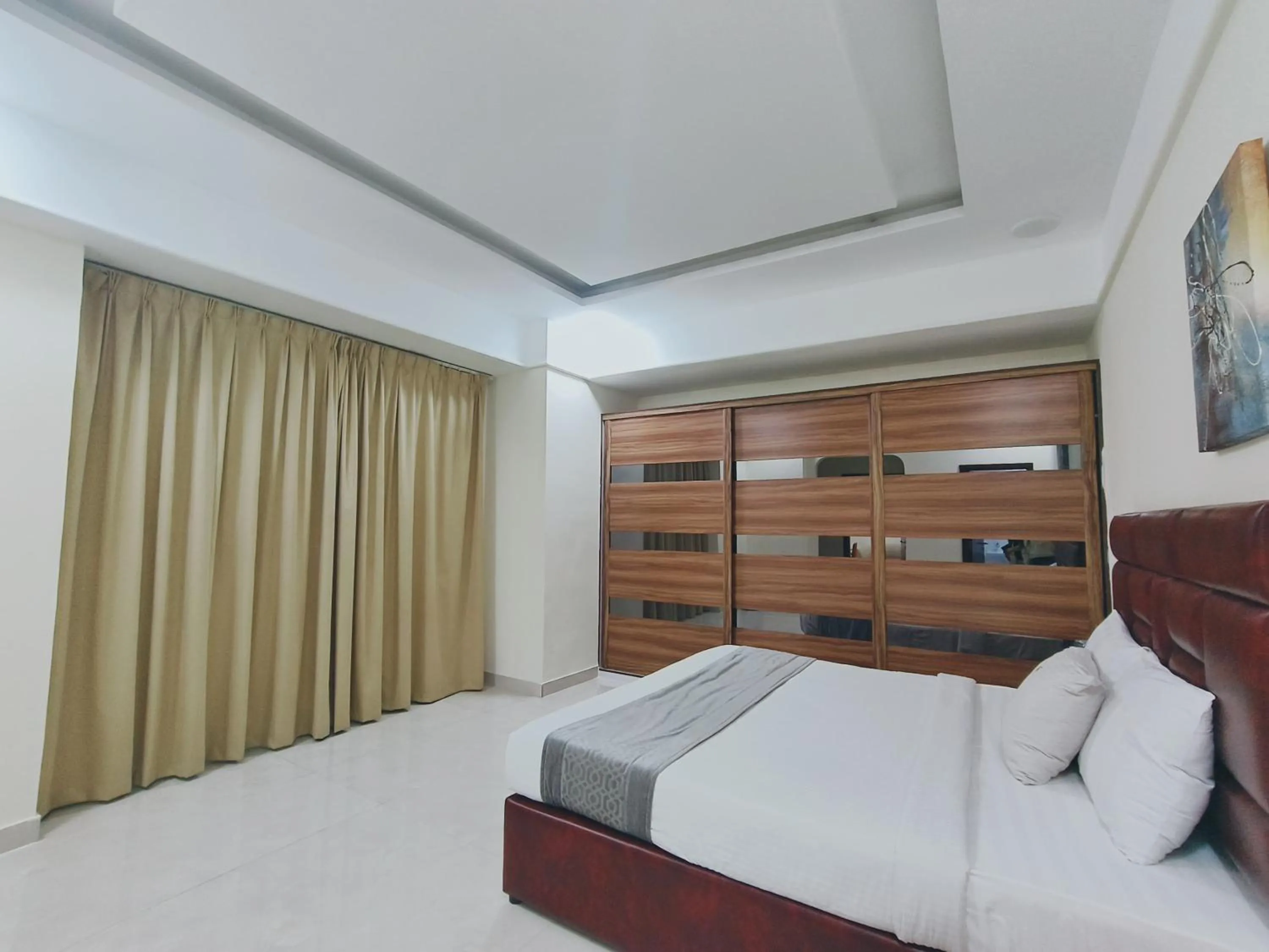 Bed in Marina Tower