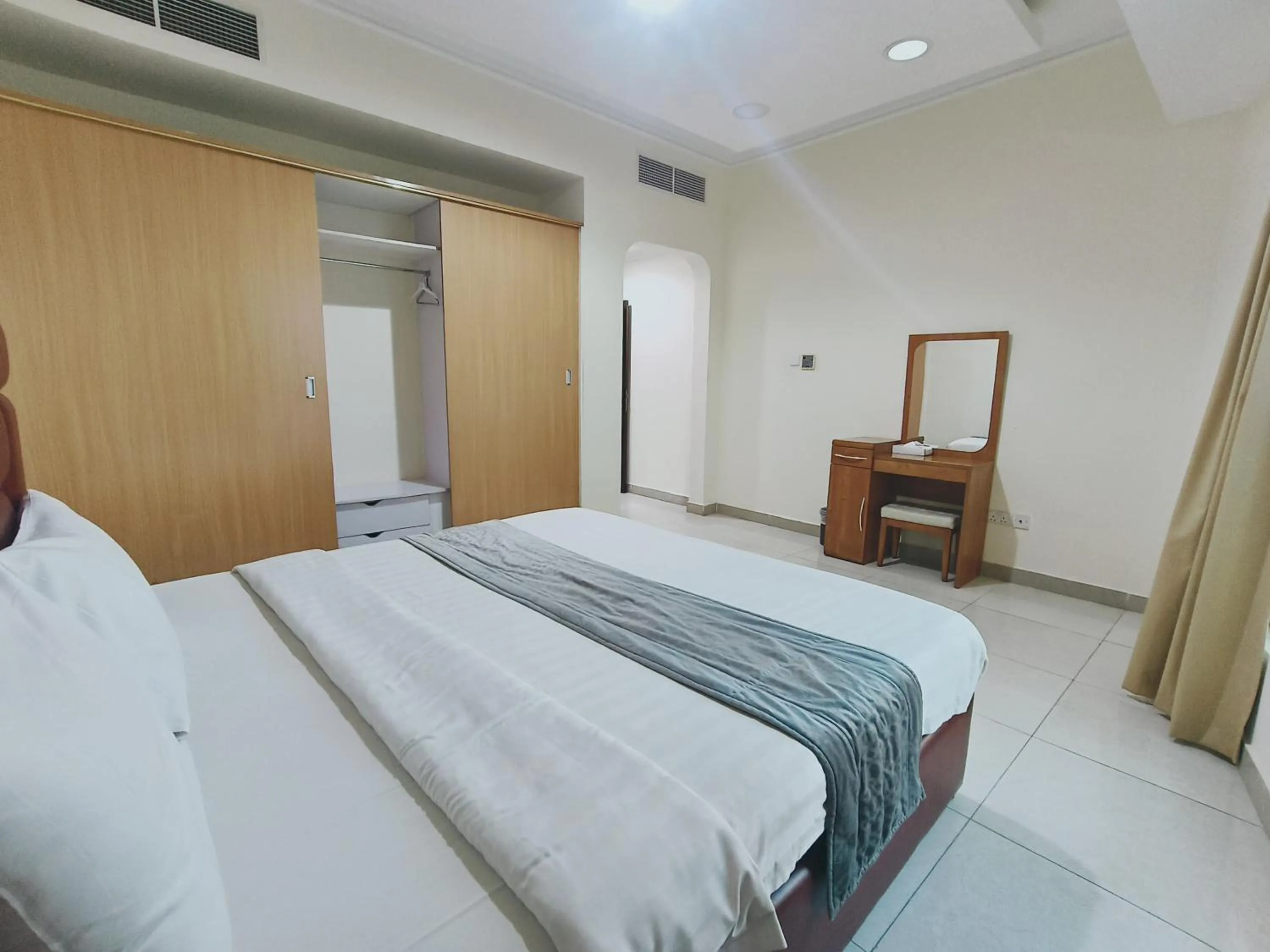 Bed in Marina Tower
