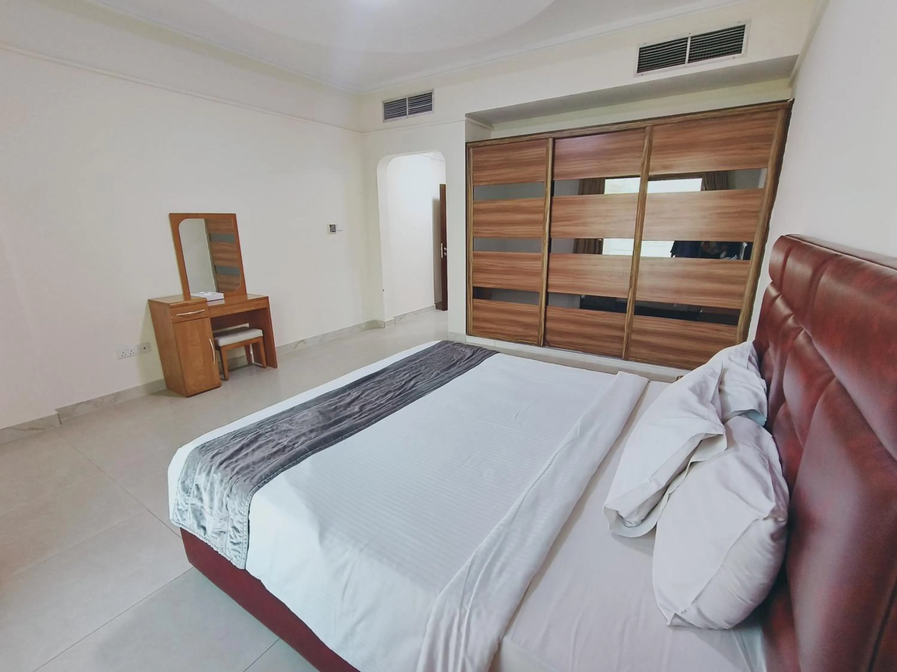 Bed in Marina Tower