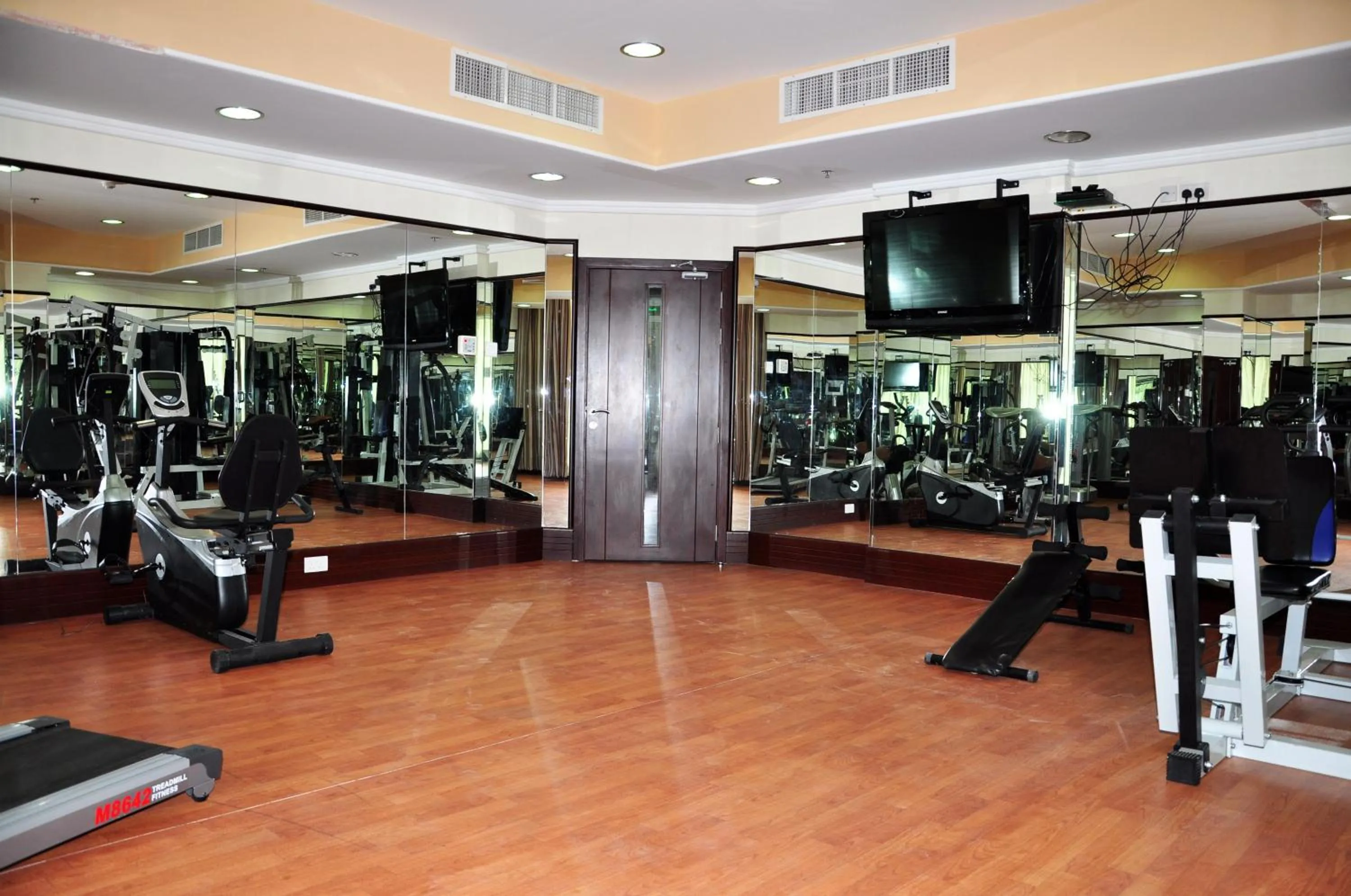 Fitness centre/facilities in Marina Tower