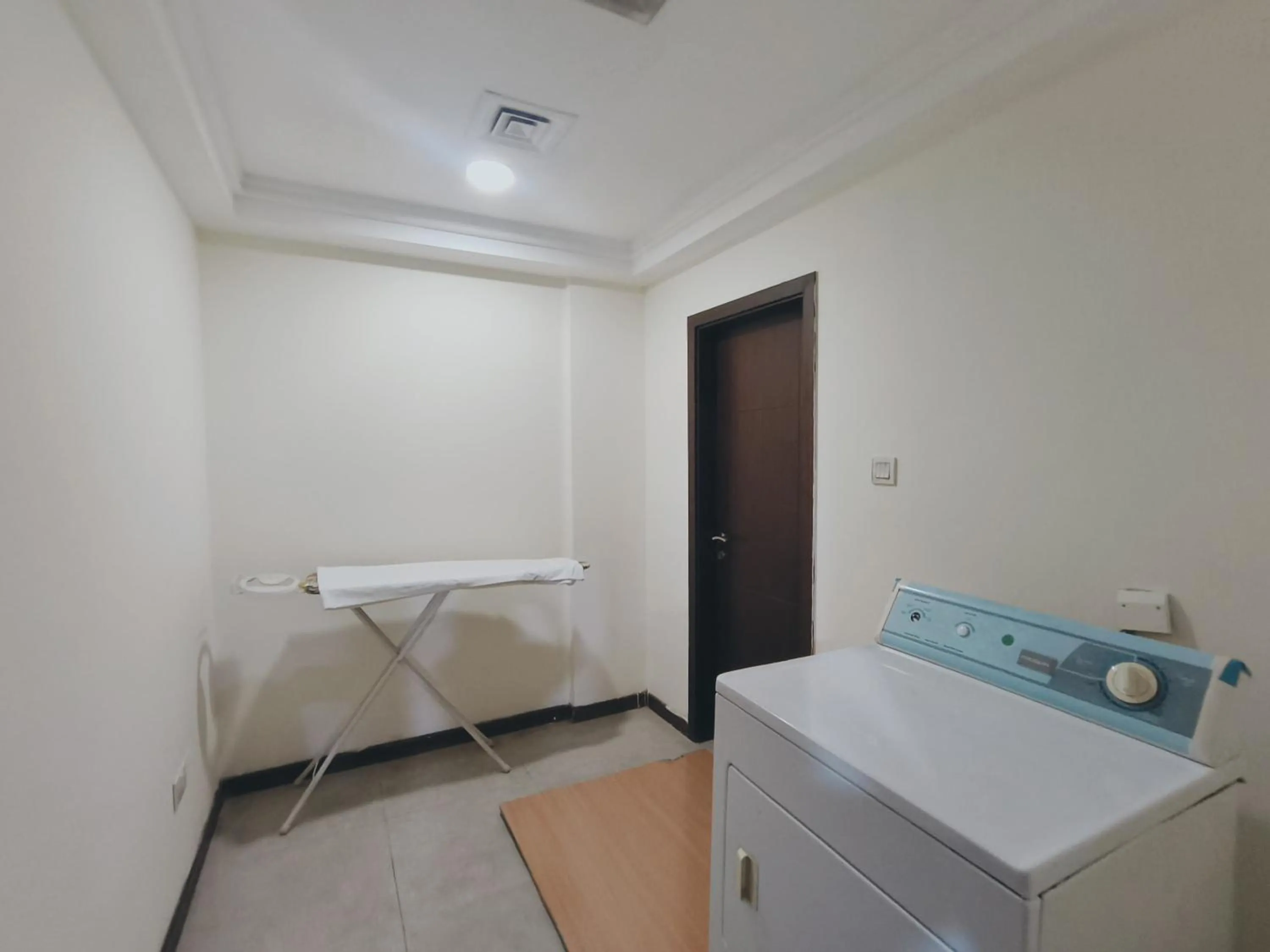 Bed in Marina Tower