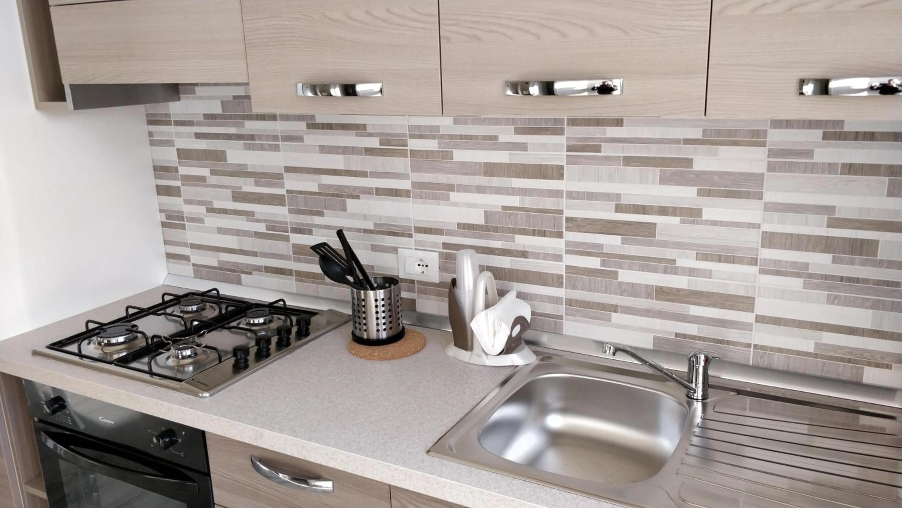 Kitchen or kitchenette in Novantatrè