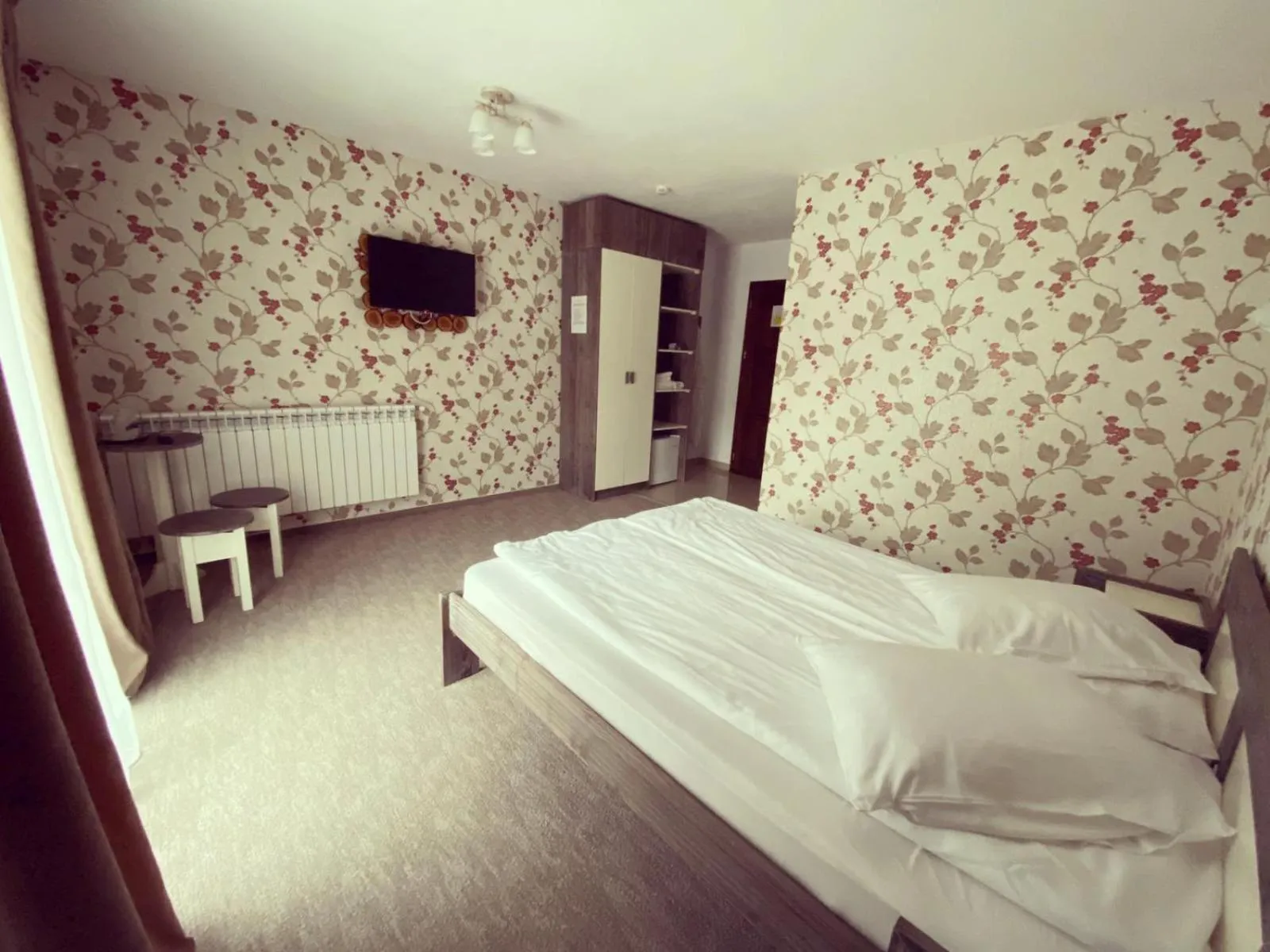 Photo of the whole room, Bed in Maison Platanus