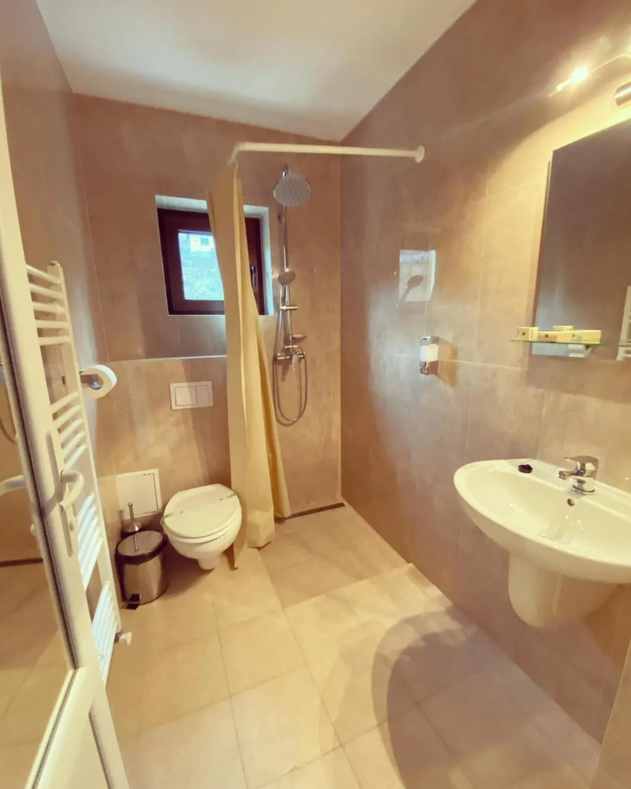 Bathroom in Maison Platanus