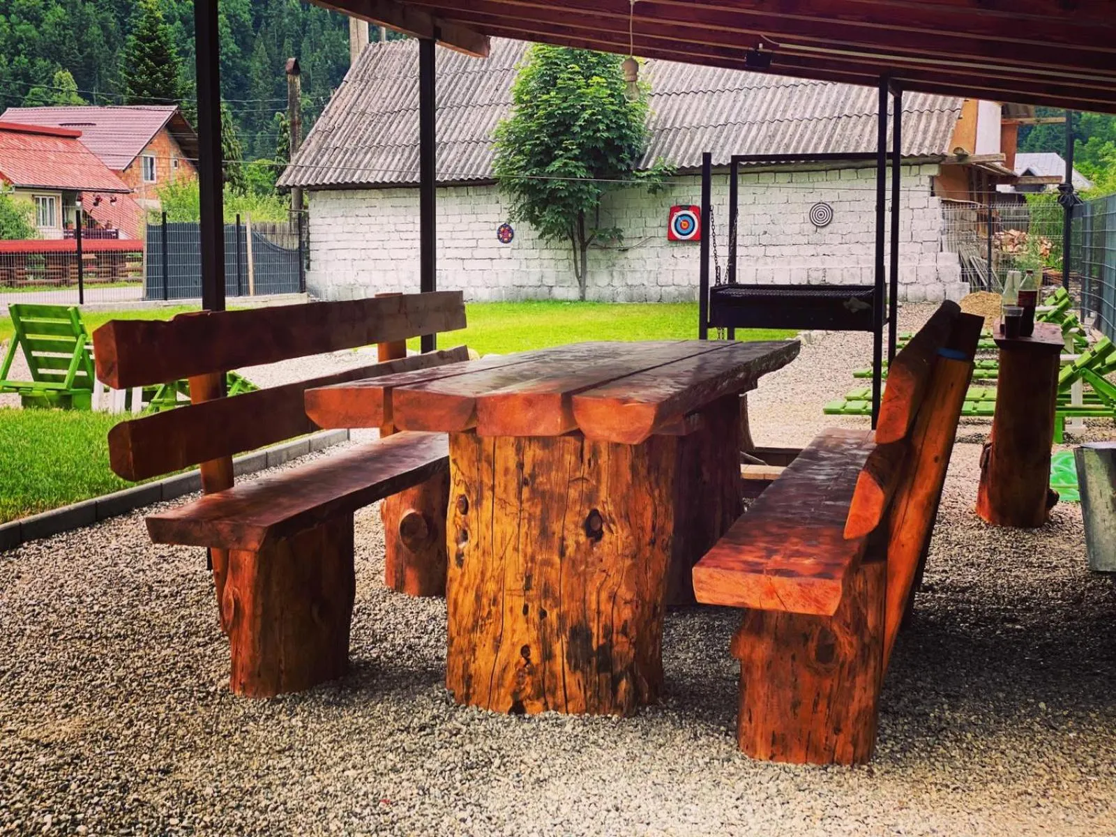 BBQ facilities in Maison Platanus