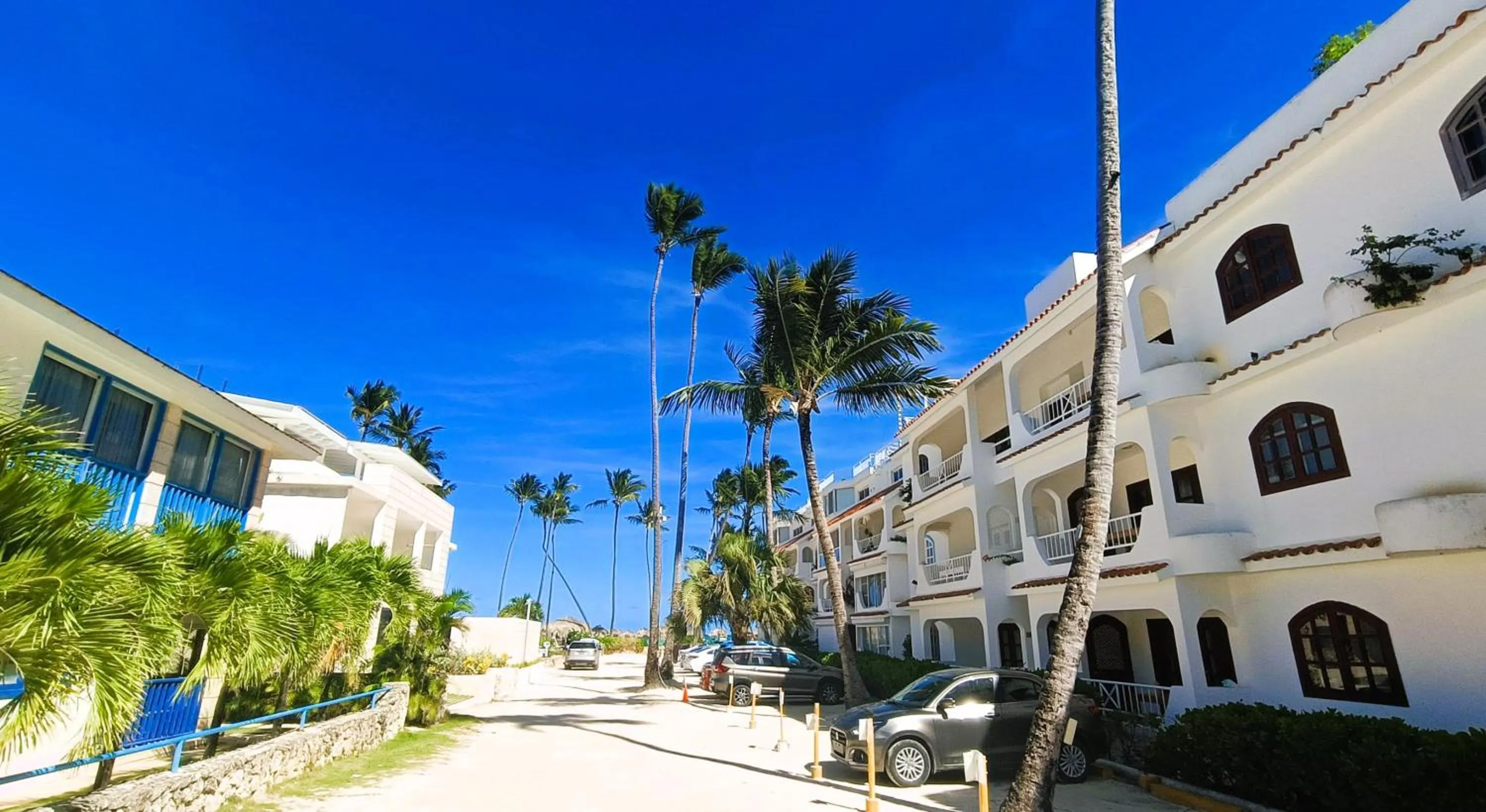 Property building in Flor del Mar Condo Punta Cana Beachfront