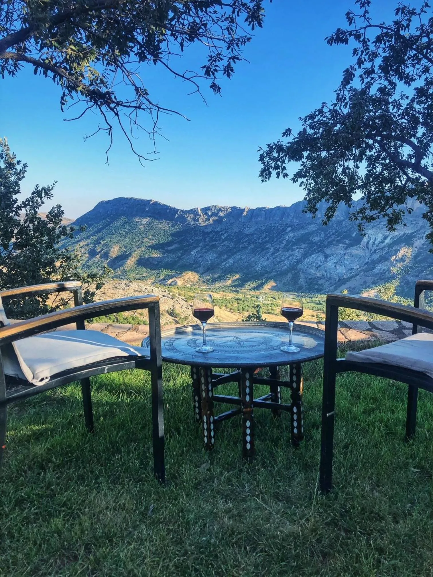 Patio in Hotel Euphrat Nemrut