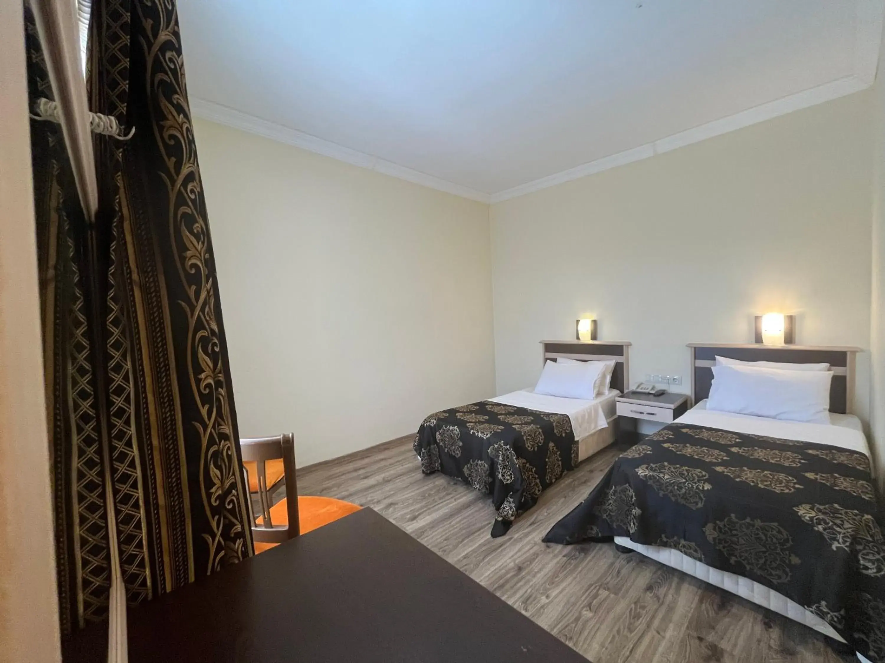 Standard Twin Room in Hotel Euphrat Nemrut Standard Twin Room in Hotel Euphrat Nemrut