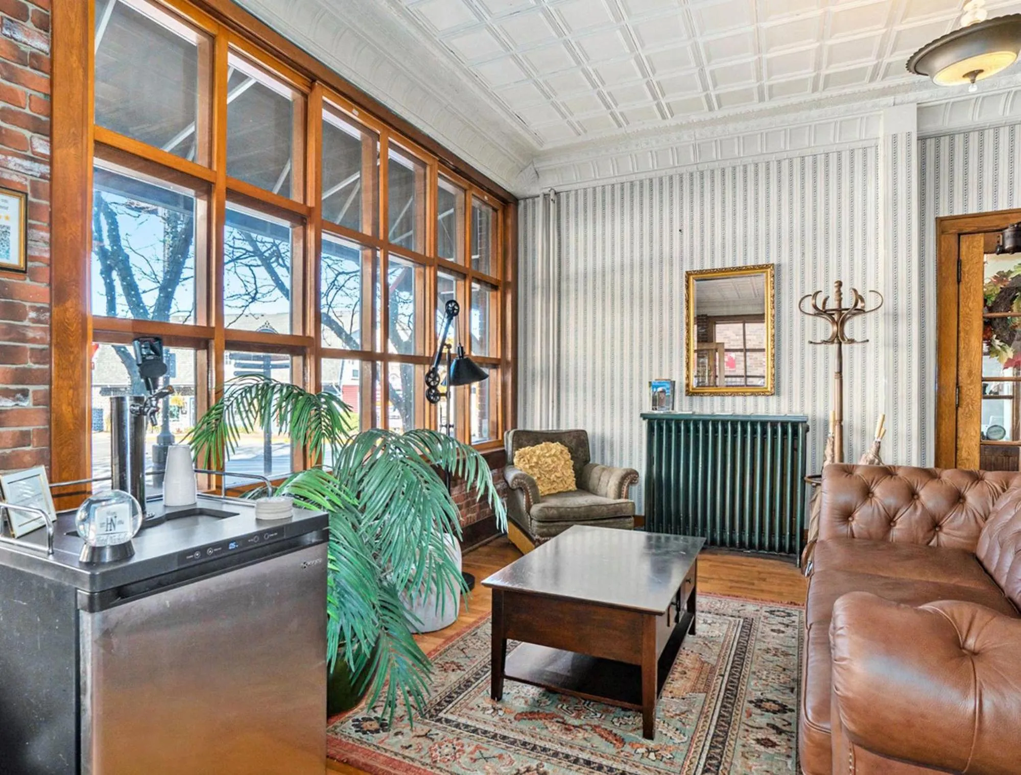 Living room in Historic Hotel Nichols