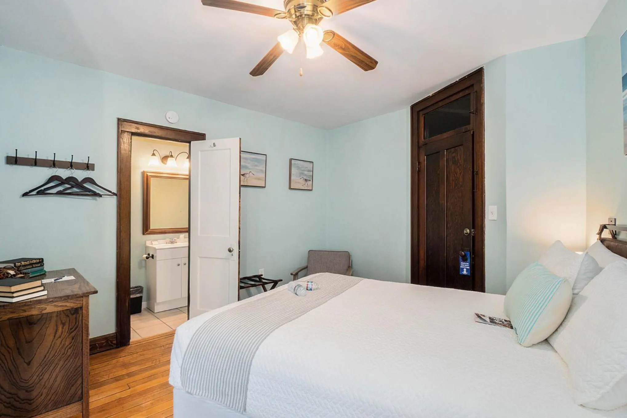 Bed in Historic Hotel Nichols