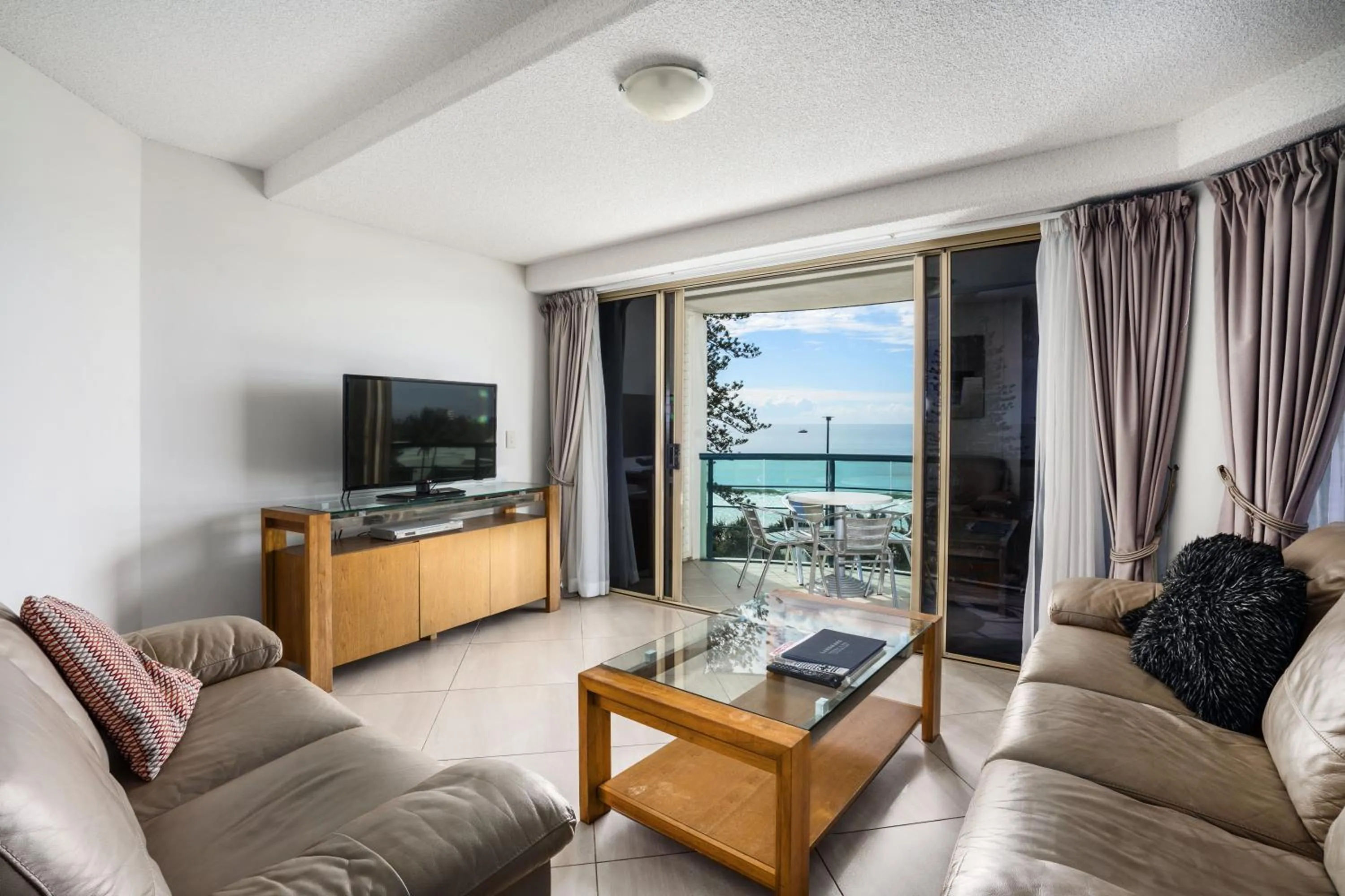 Living room in Landmark Resort