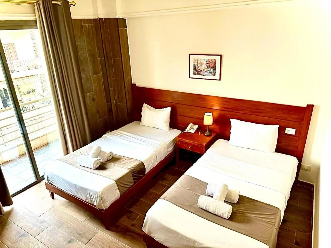 Bedroom, Bed in Caesar's Park Hotel