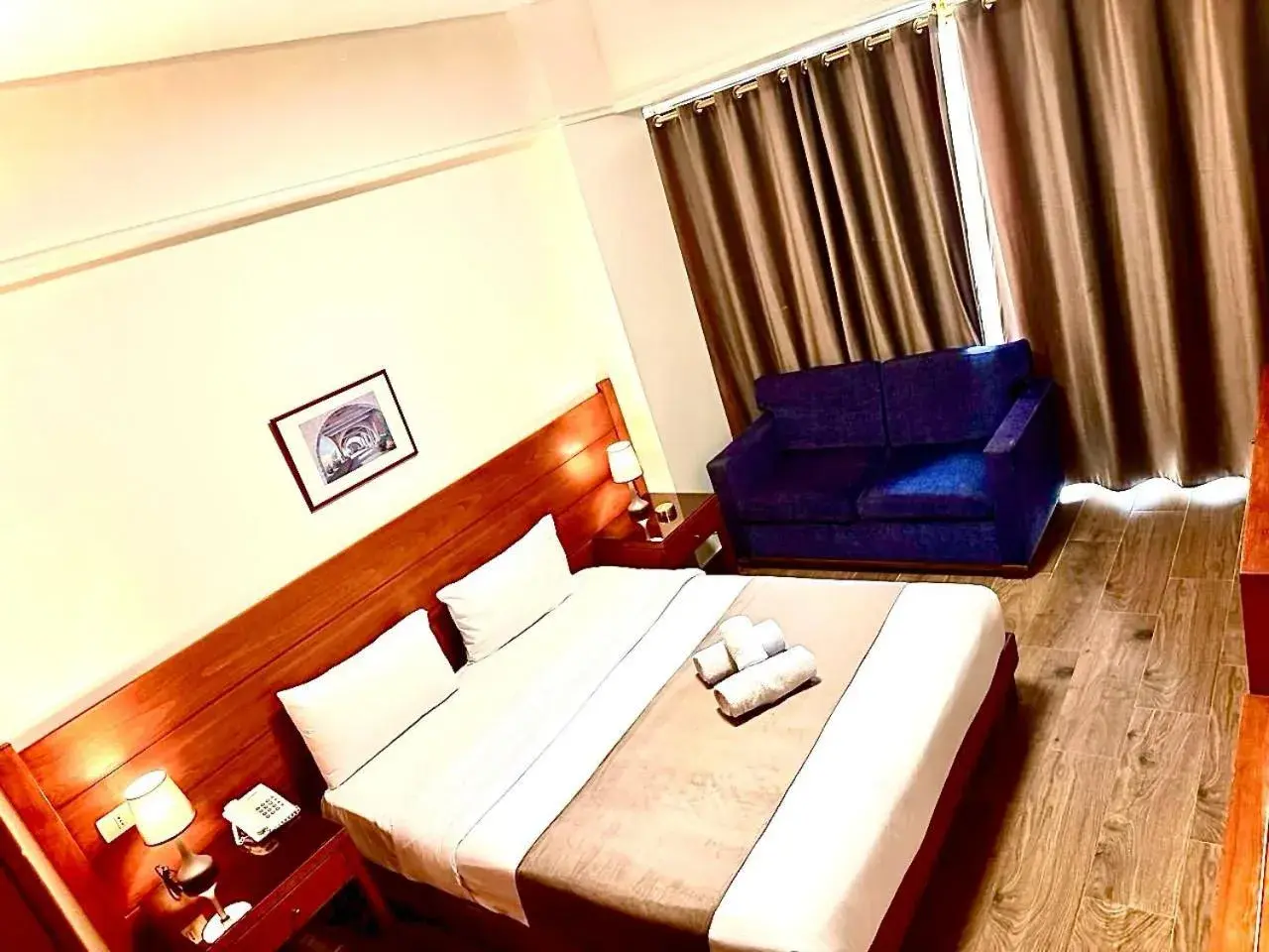 Bedroom, Bed in Caesar's Park Hotel Bedroom, Bed in Caesar's Park Hotel