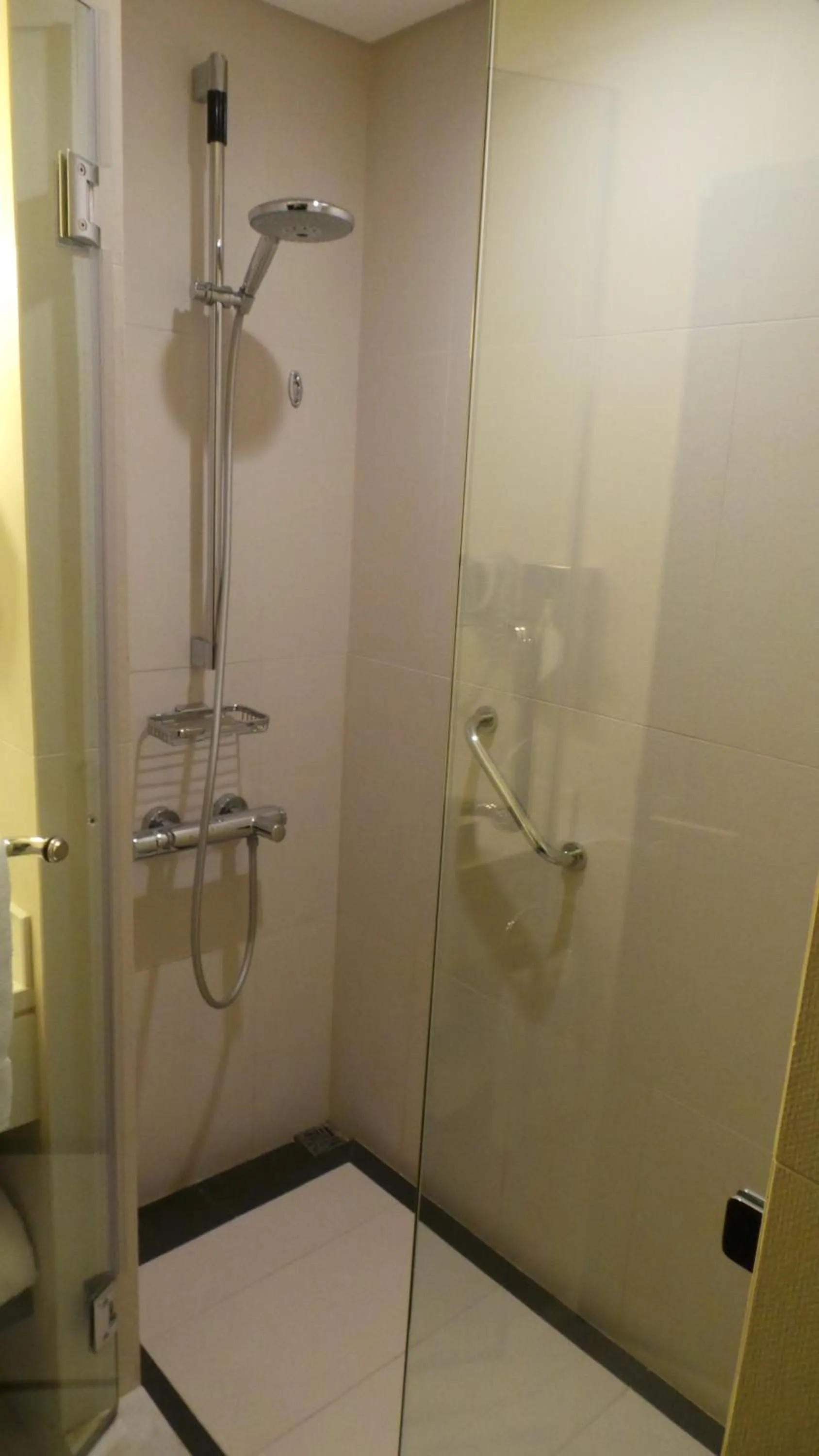 Bathroom in Amman Airport Hotel