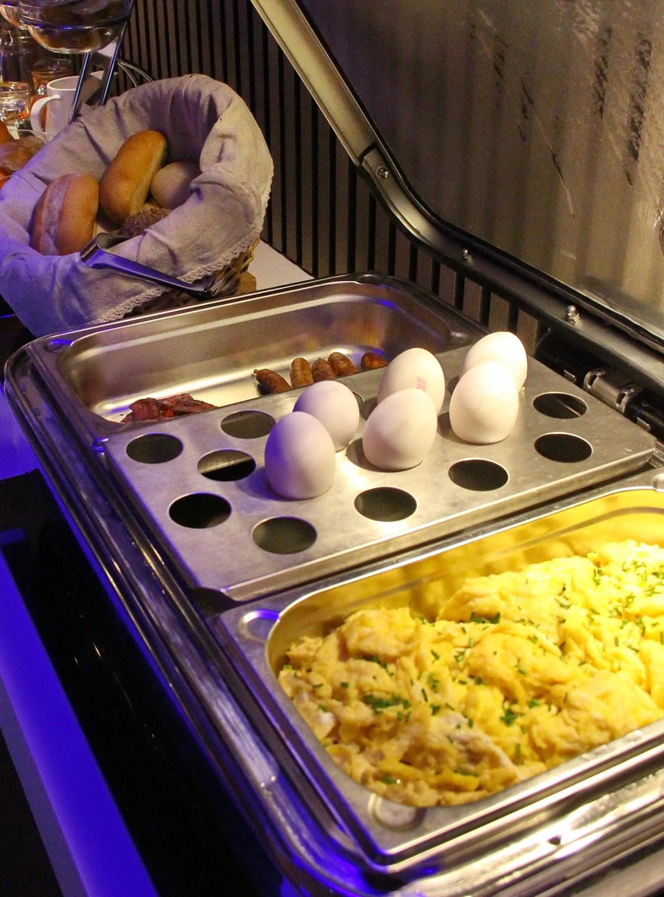 Breakfast in Hotel Wippertal - voll klimatisiert