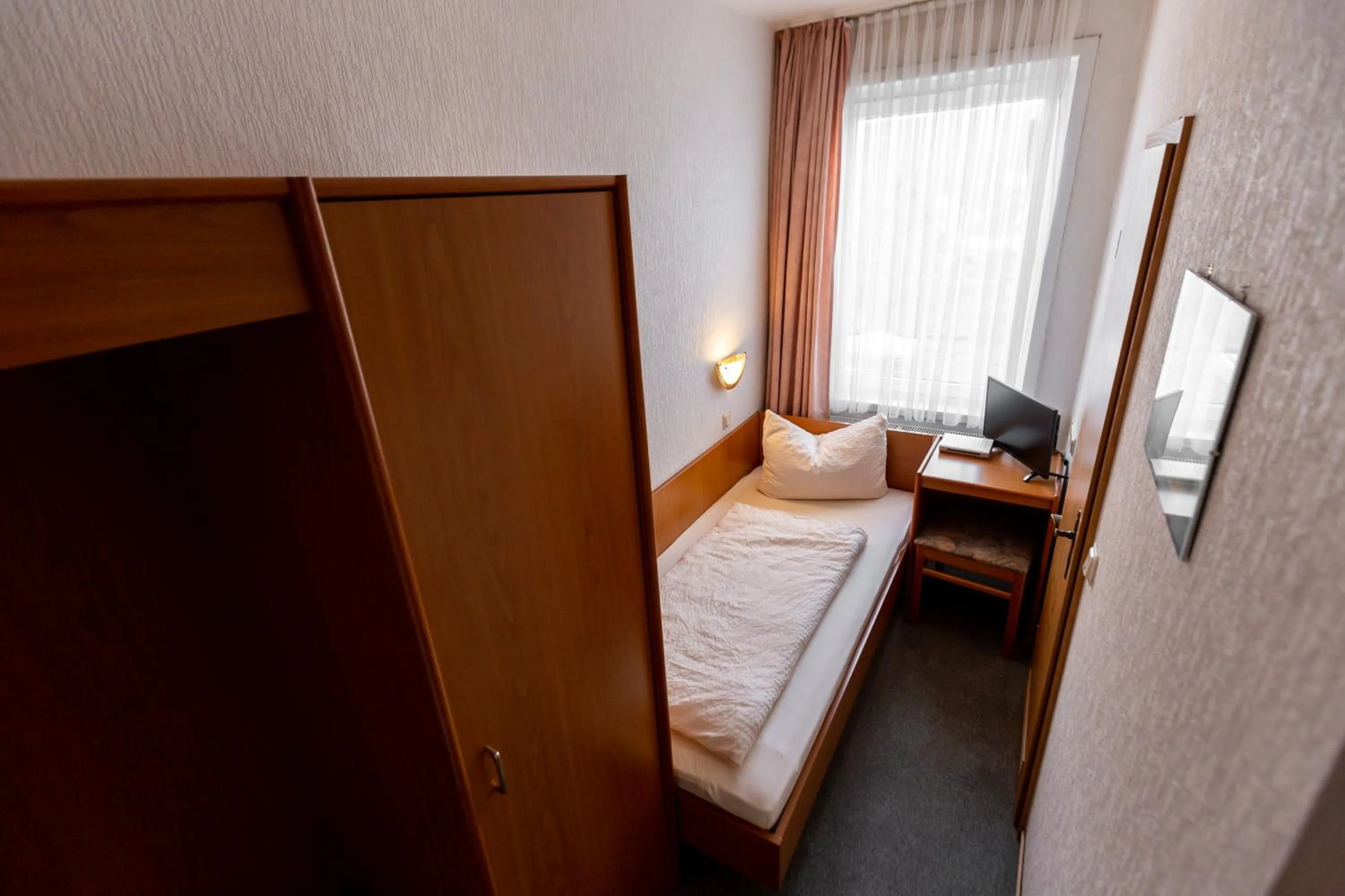 Bed in Hotel Fröhlich-Höche