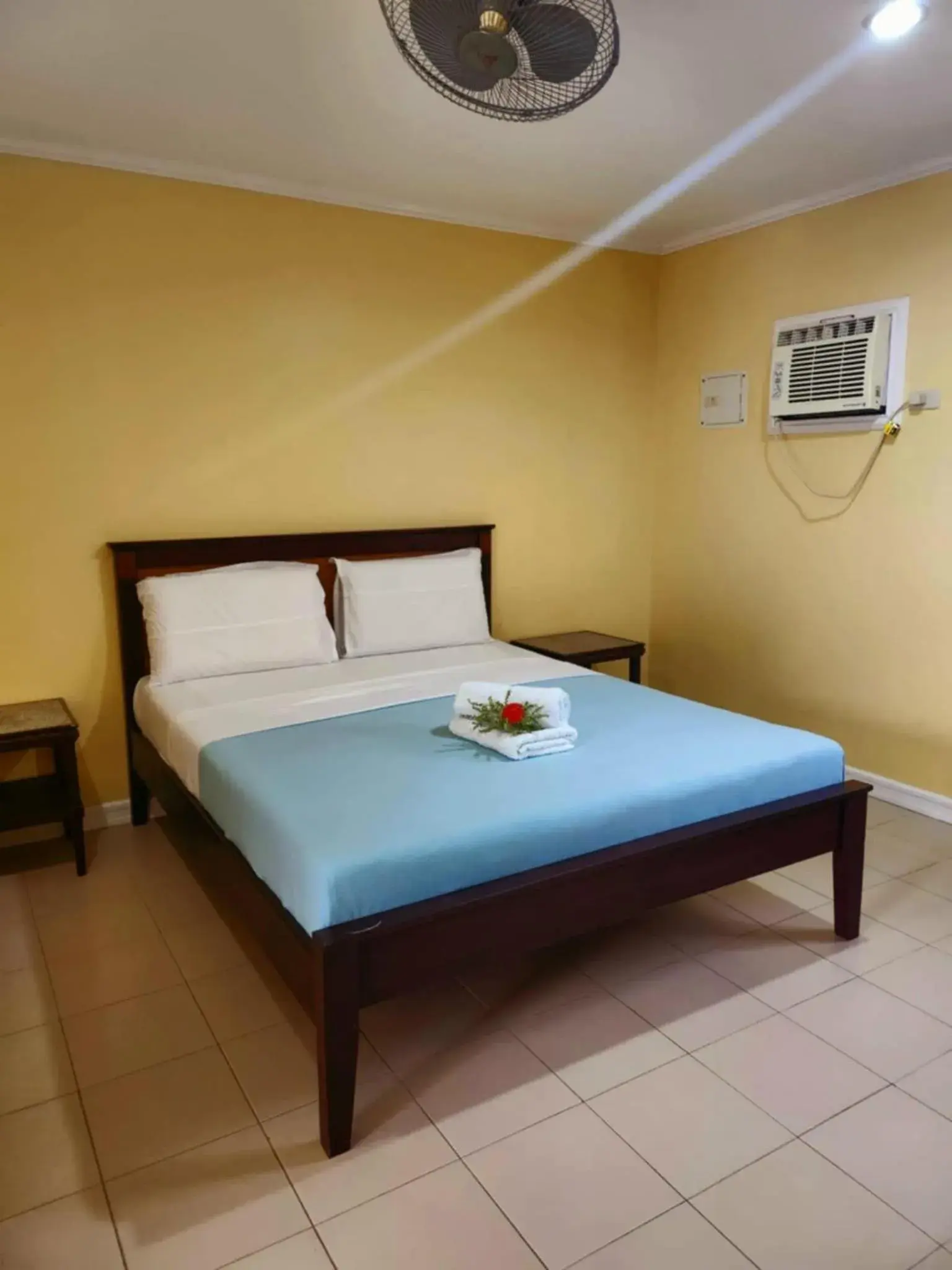 Bed in Villa Del Pueblo Inn Bed in Villa Del Pueblo Inn