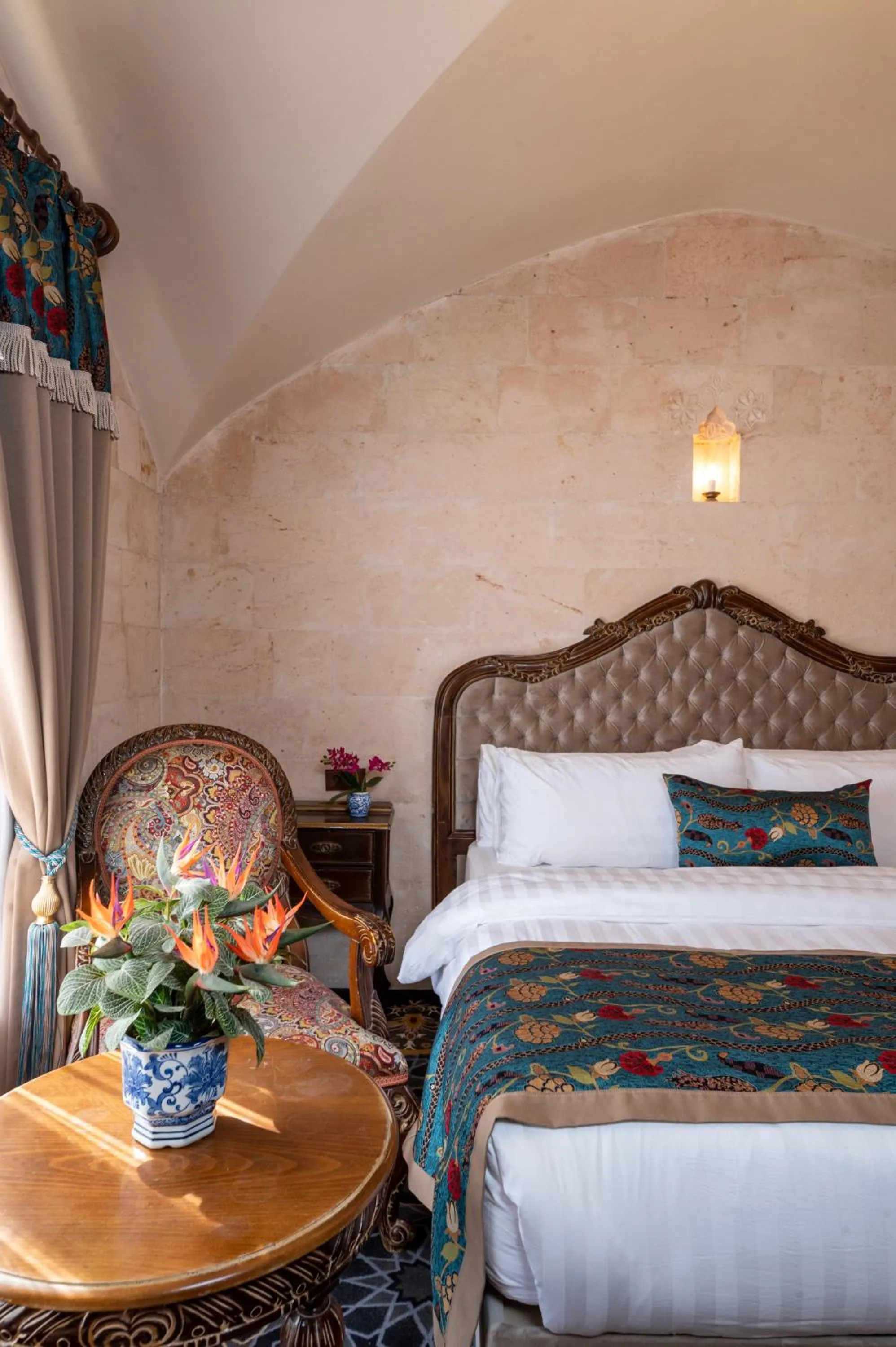 Bed in Maridin Hotel