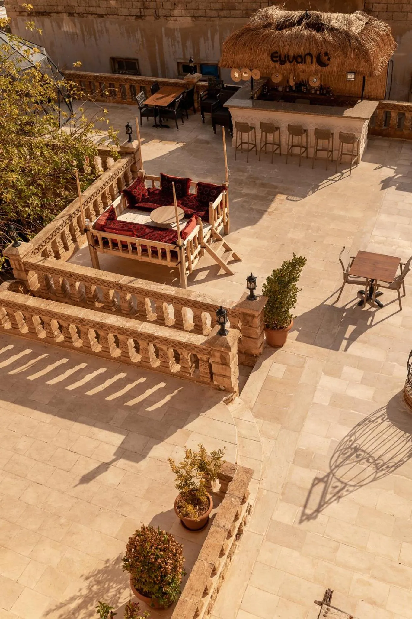 Patio in Maridin Hotel