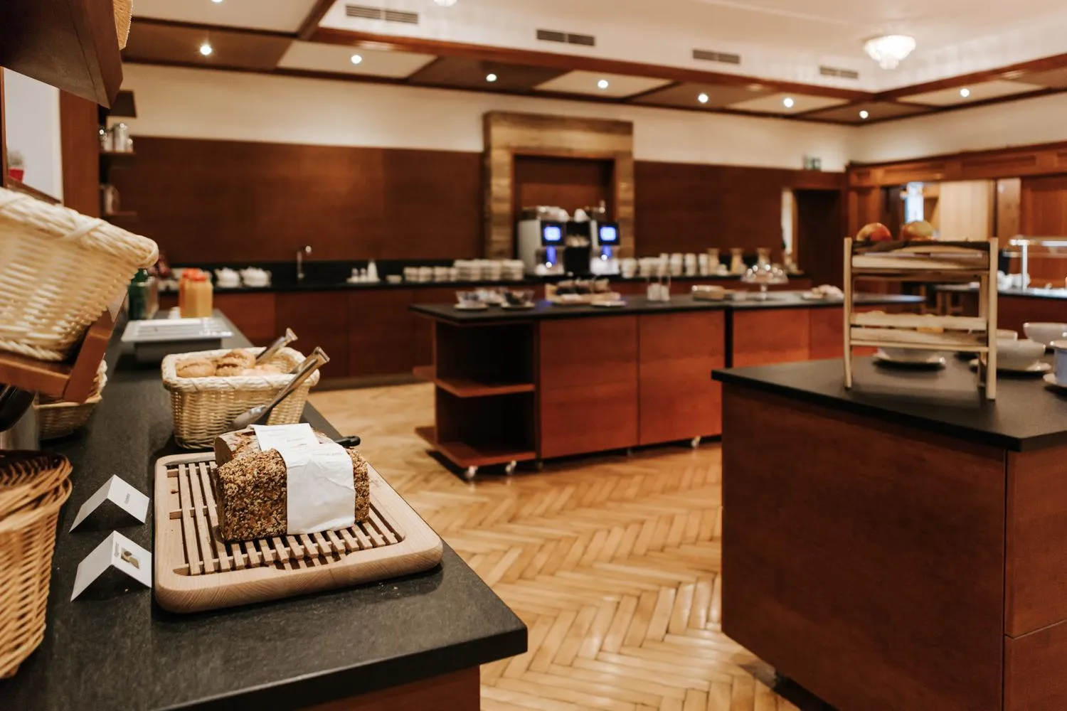 Restaurant/places to eat in Hotel Der Stockinger