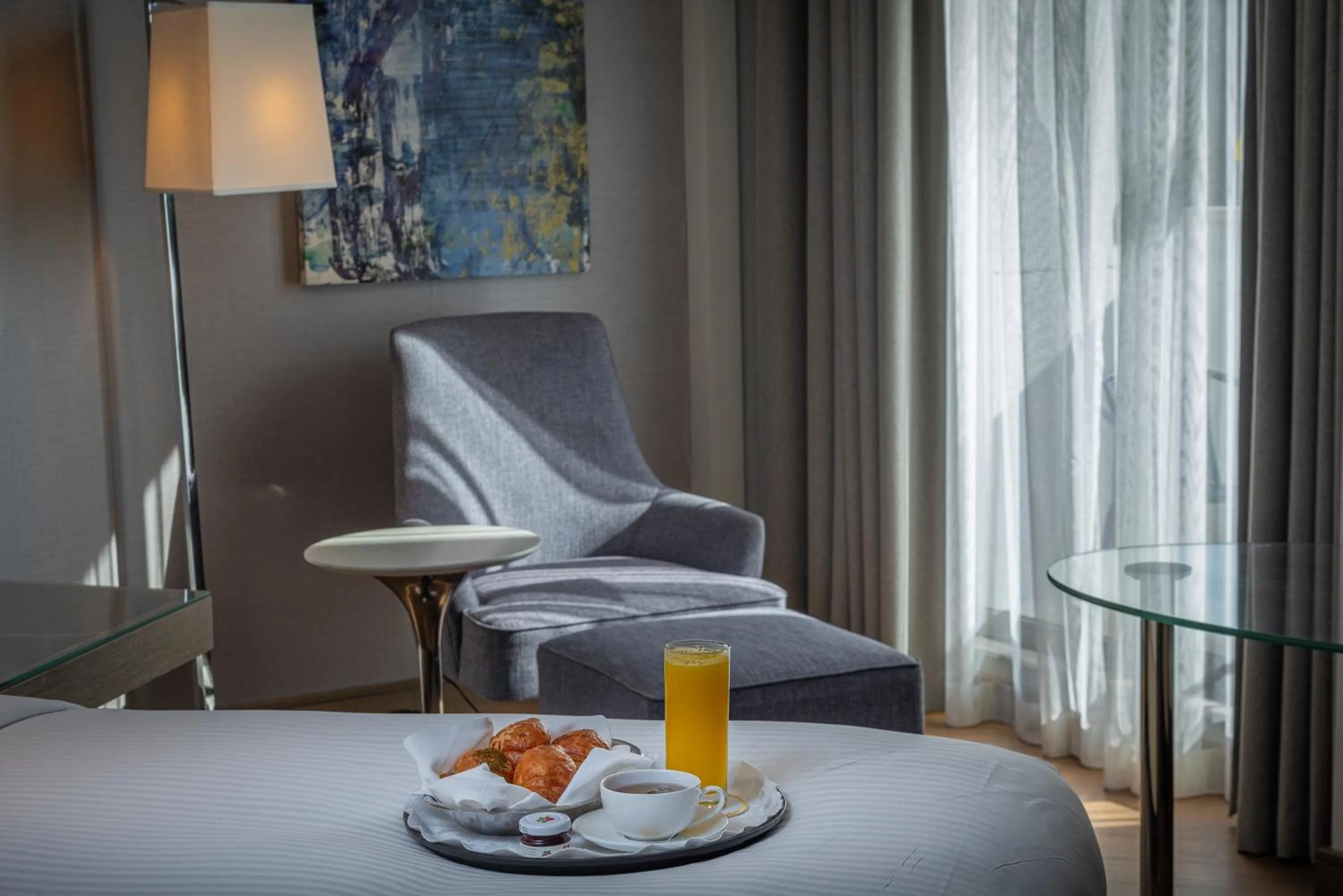 Bedroom, Bed in InterContinental Jeddah by IHG