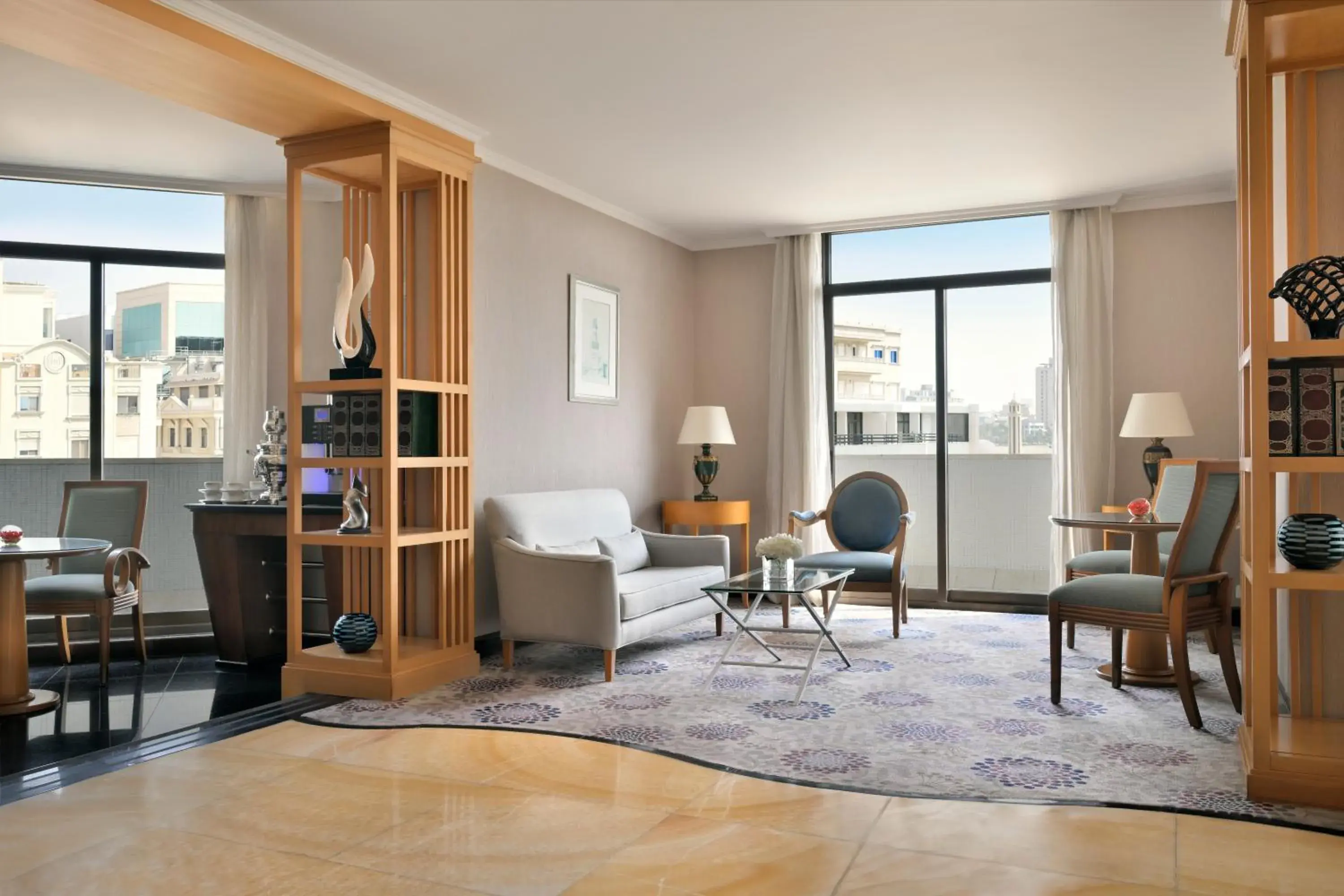 Lounge or bar in InterContinental Jeddah by IHG Lounge or bar in InterContinental Jeddah by IHG