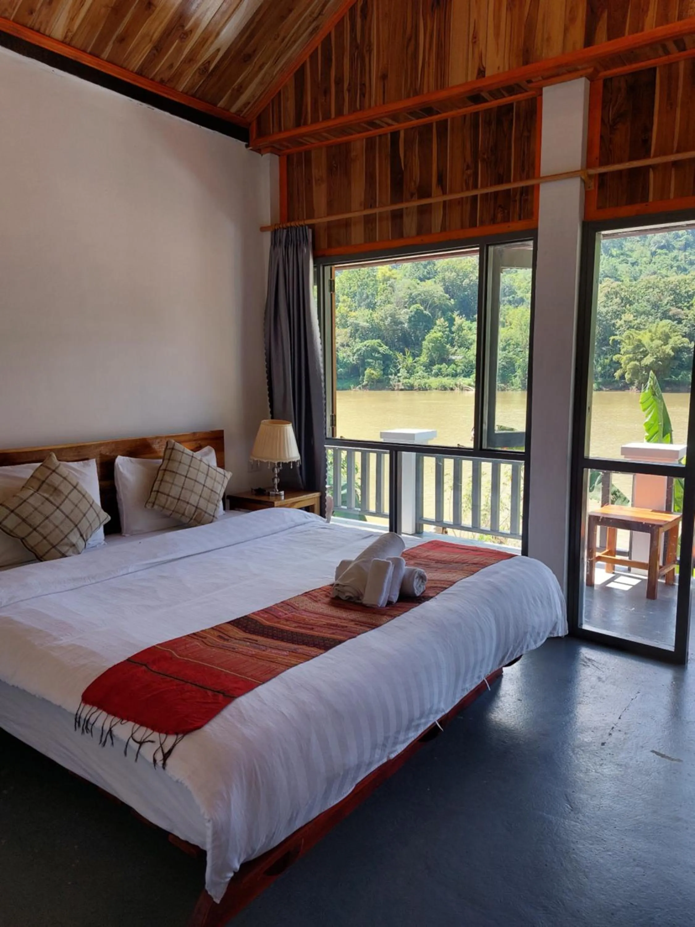Bed in Nam ou view villa