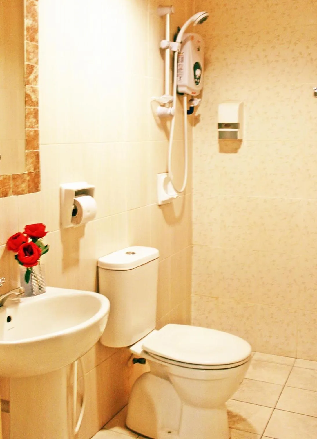 Toilet in Sun Inns Hotel Bandar Puchong Utama