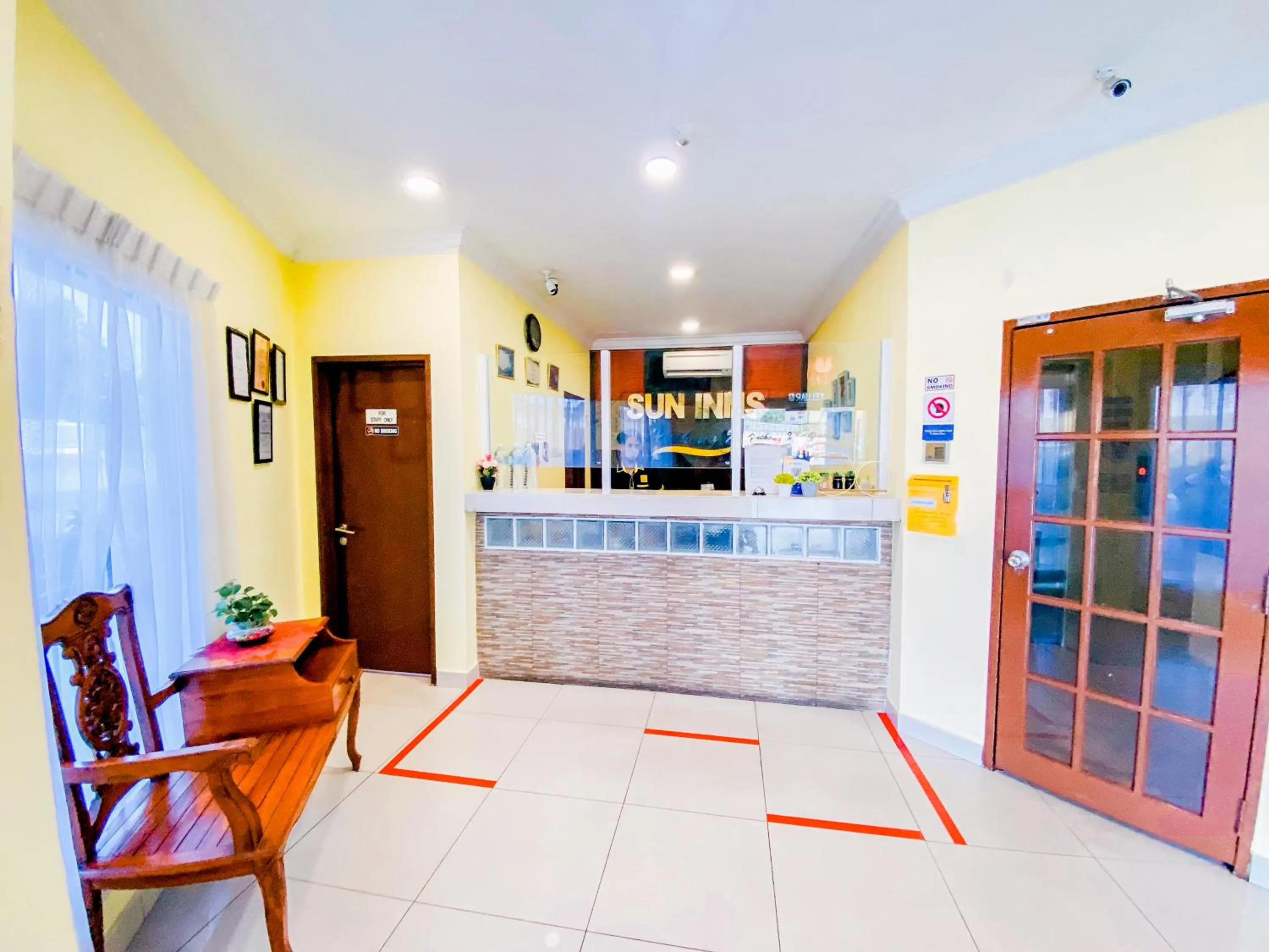 Seating area in Sun Inns Hotel Bandar Puchong Utama