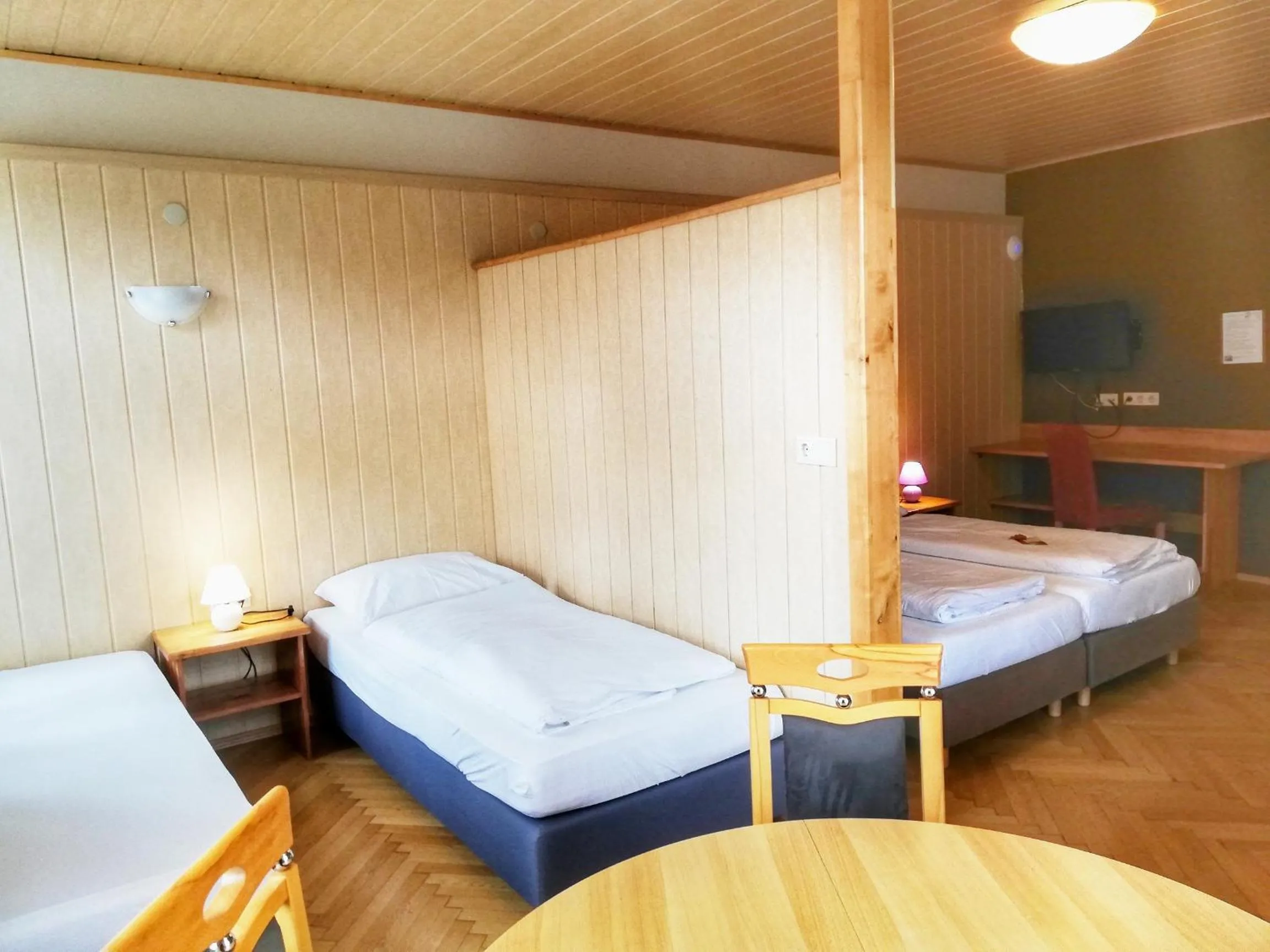Photo of the whole room, Bed in Familie Zuser Hotel Garni
