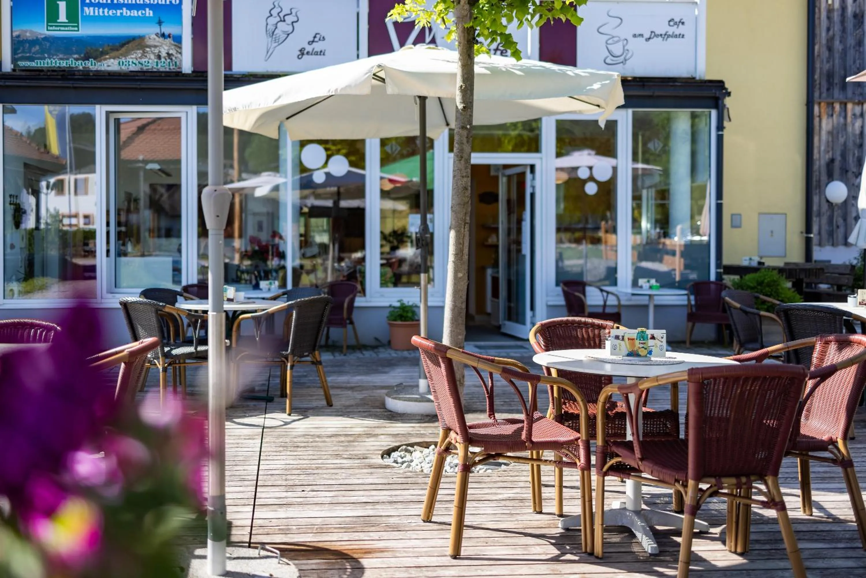 Restaurant/places to eat in Familie Zuser Hotel Garni