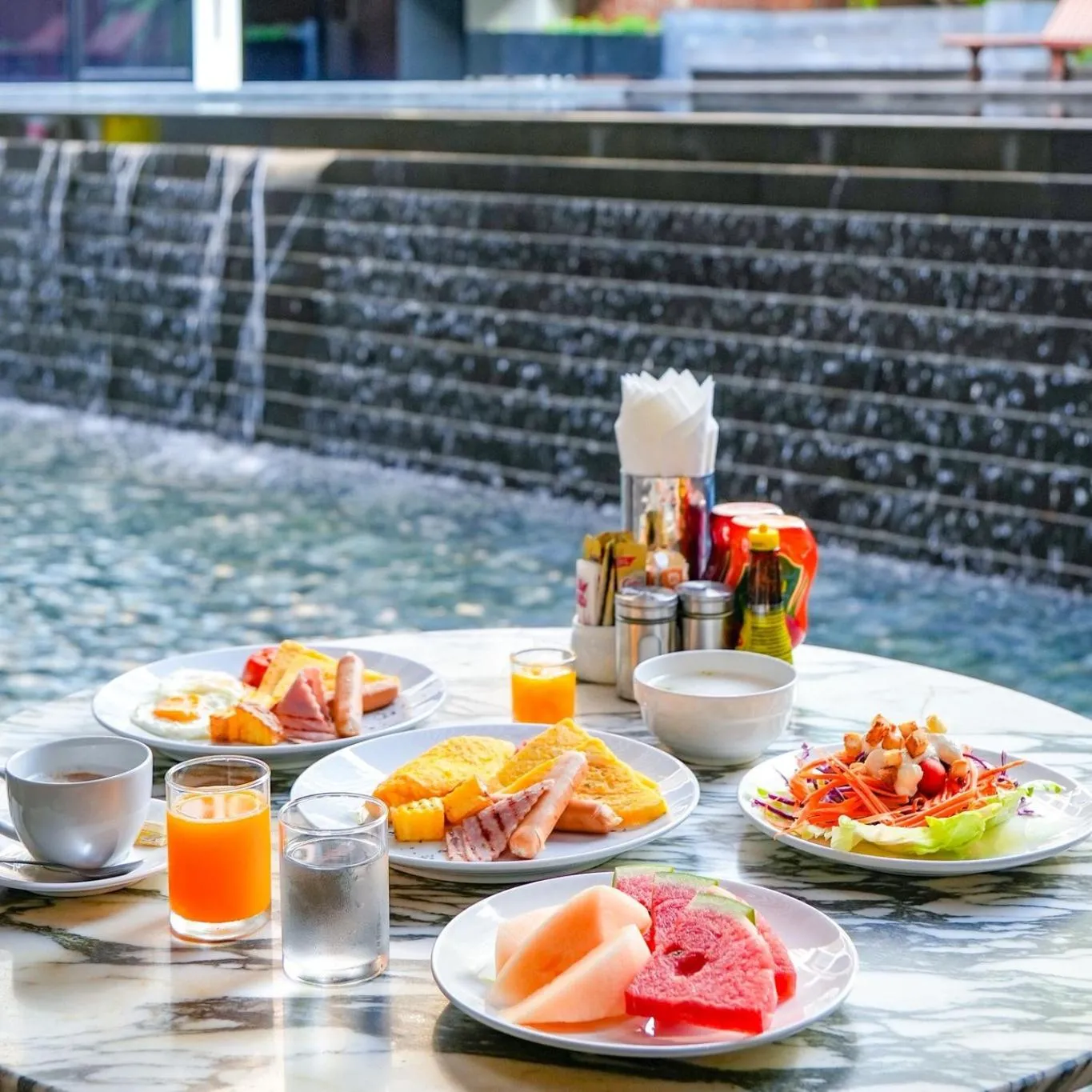Breakfast in Arcadia Suites Bangkok