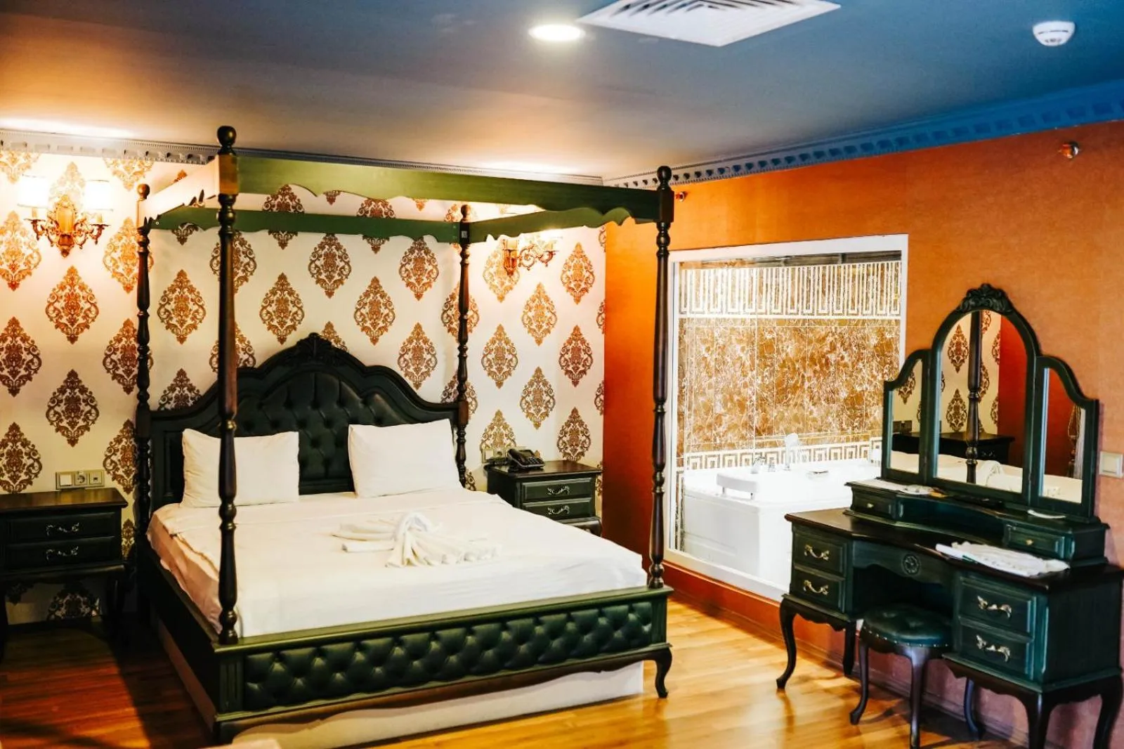 Bedroom, Bed in Reform Hotel